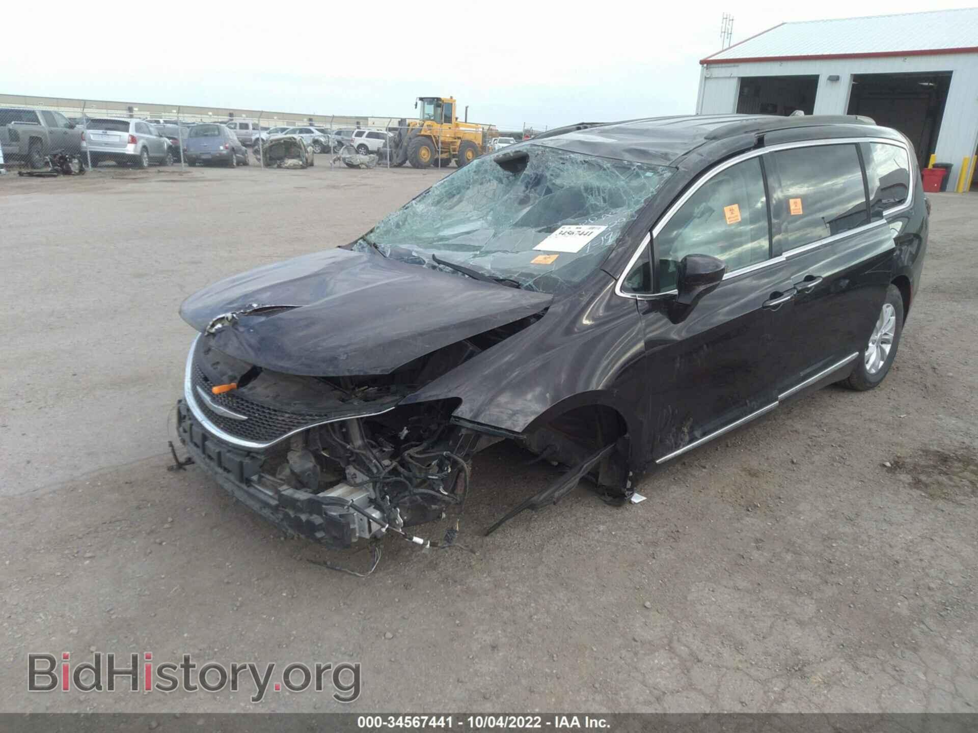 2017 CHRYSLER PACIFICA - VIN: 2C4RC1BG5HR794607 - Photo 2