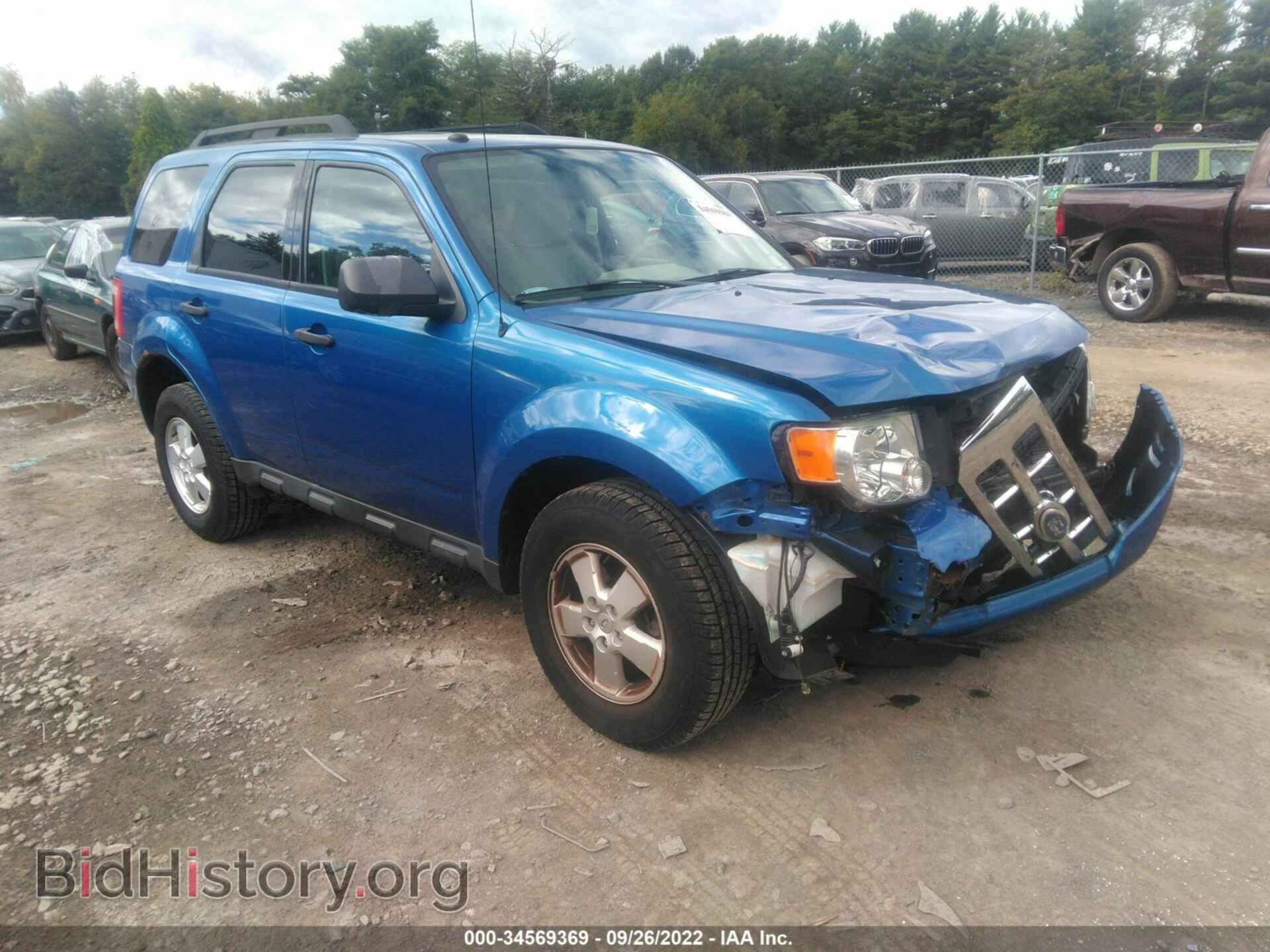 Фотография 1FMCU0DG2BKC39691 - FORD ESCAPE 2011