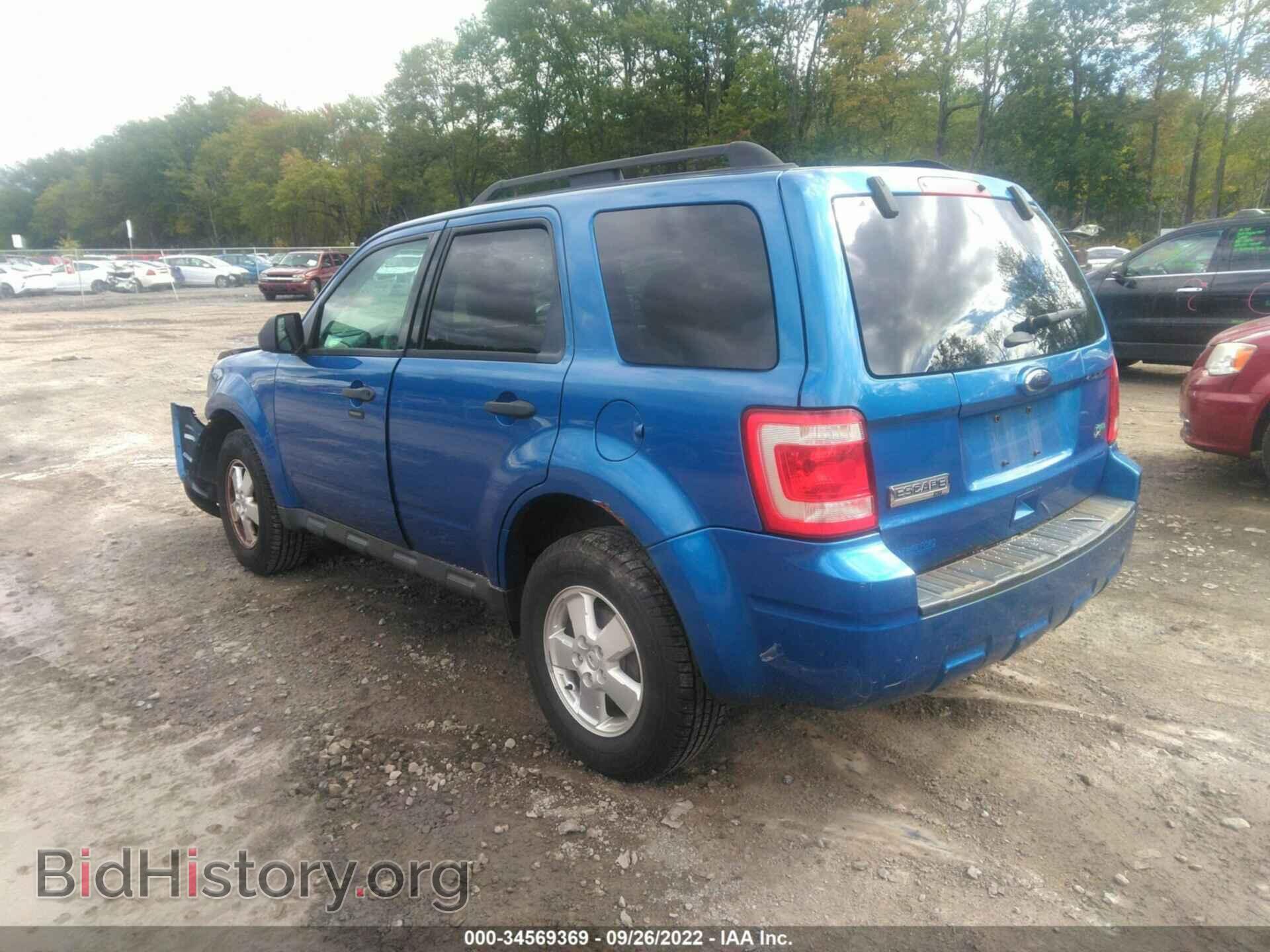 2011 FORD ESCAPE - VIN: 1FMCU0DG2BKC39691 - Фото 3