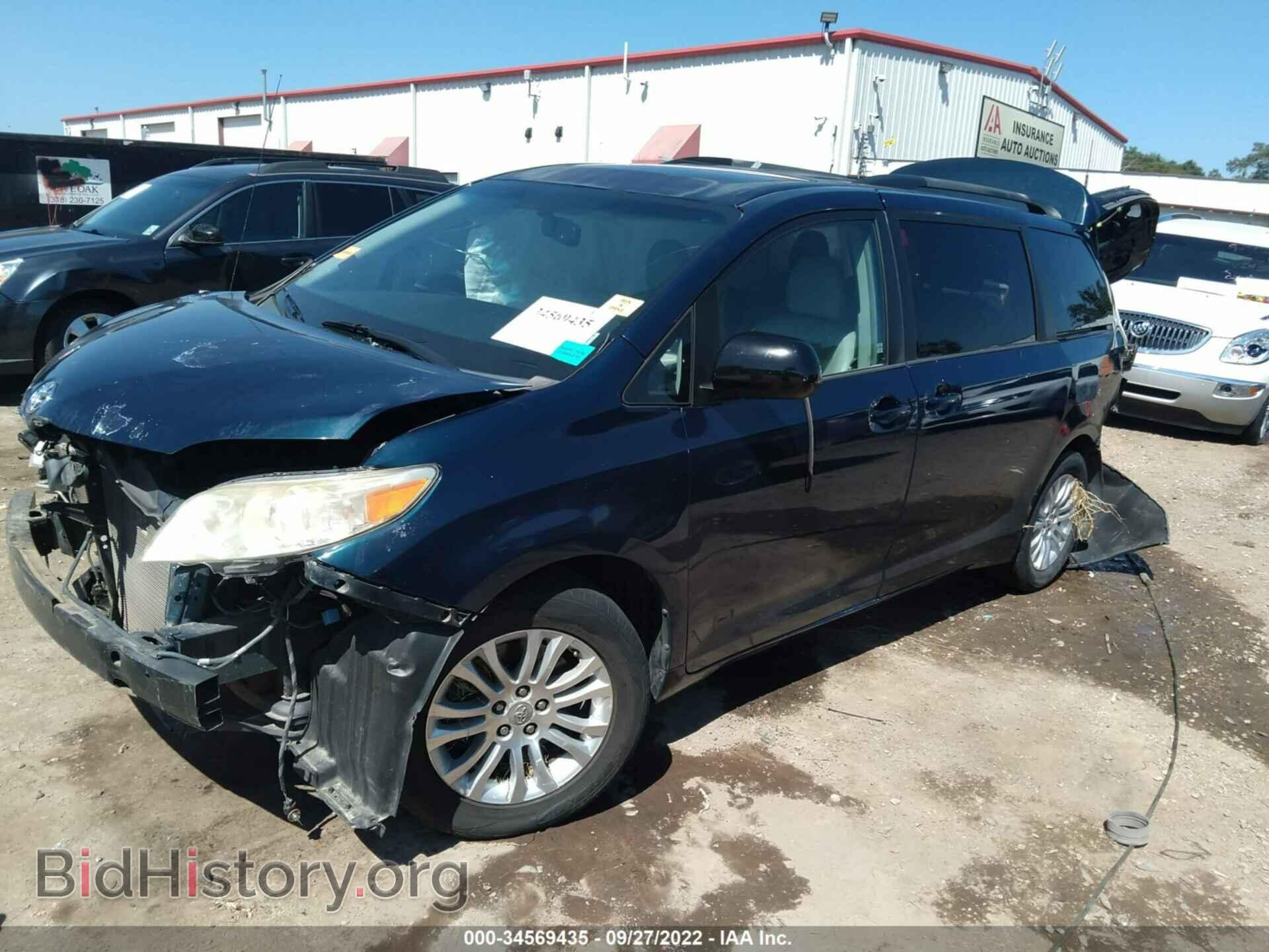 2012 TOYOTA SIENNA - VIN: 5TDYK3DC2CS228683 - Фото 2