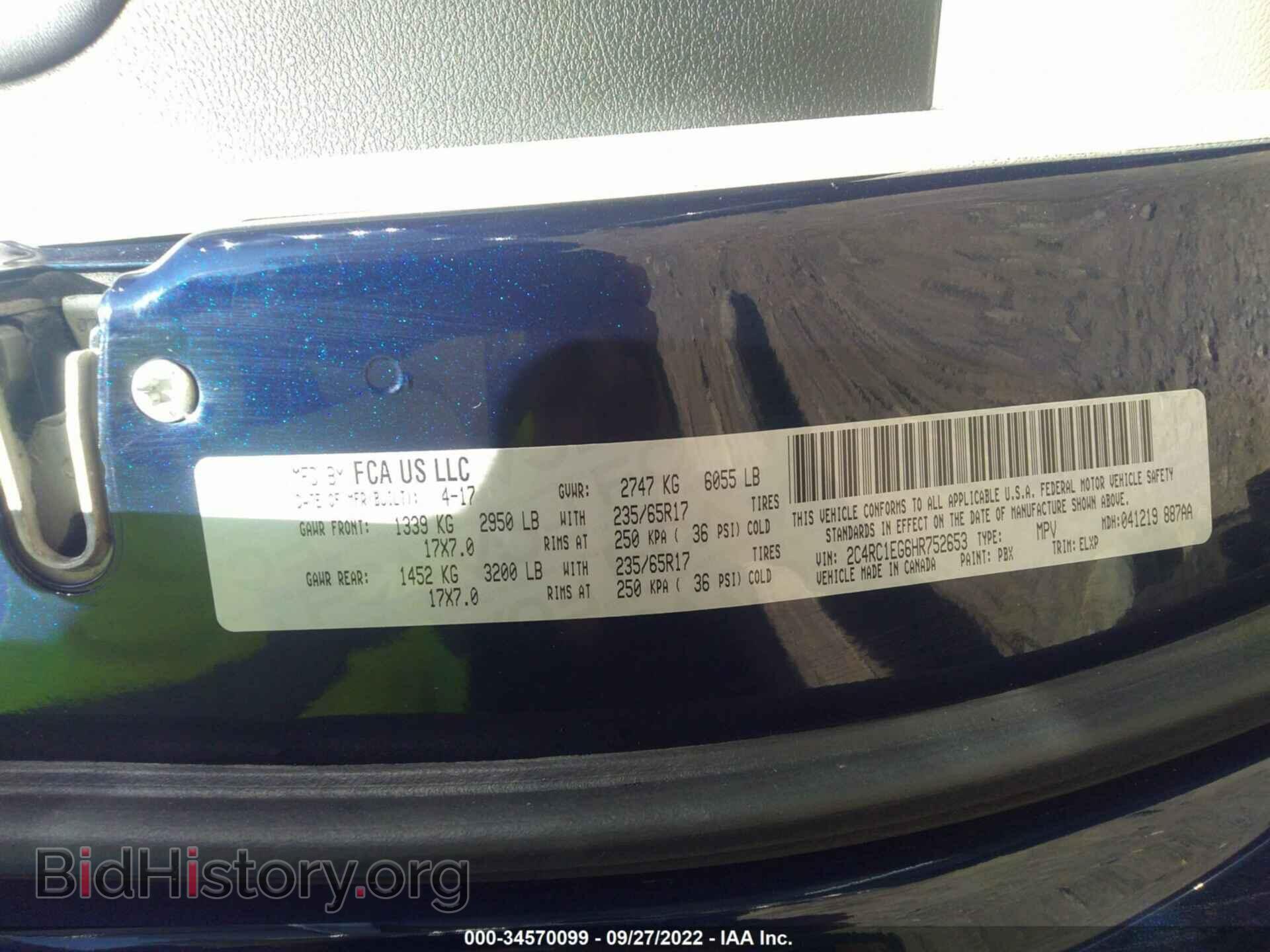 2017 CHRYSLER PACIFICA - VIN: 2C4RC1EG6HR752653 - Photo 9