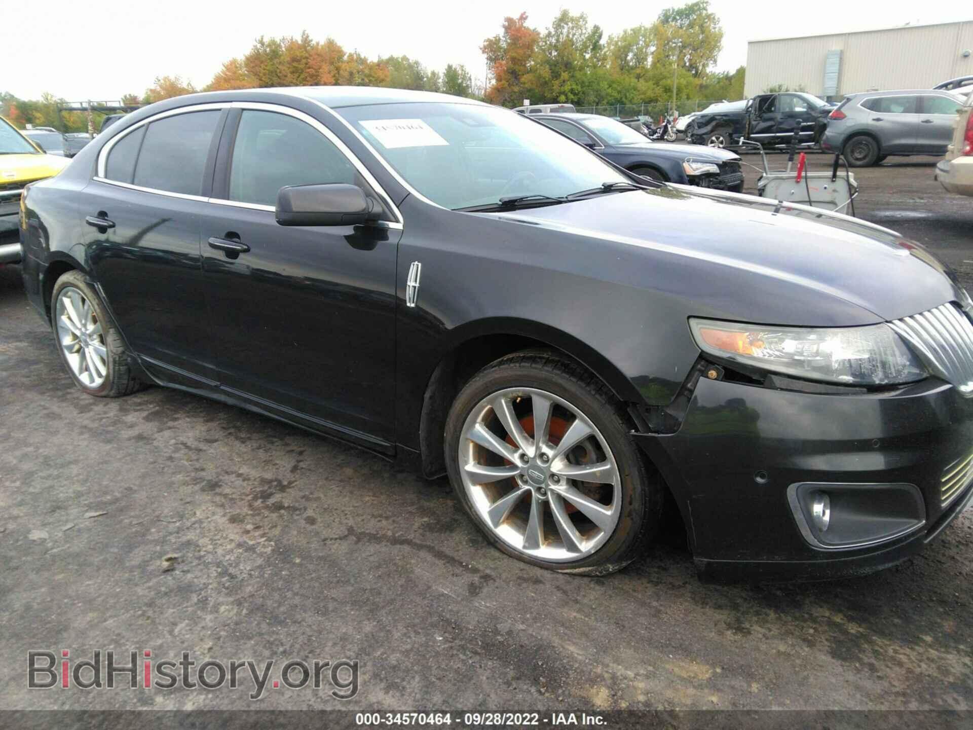 Photo 1LNHL9FT3BG613042 - LINCOLN MKS 2011