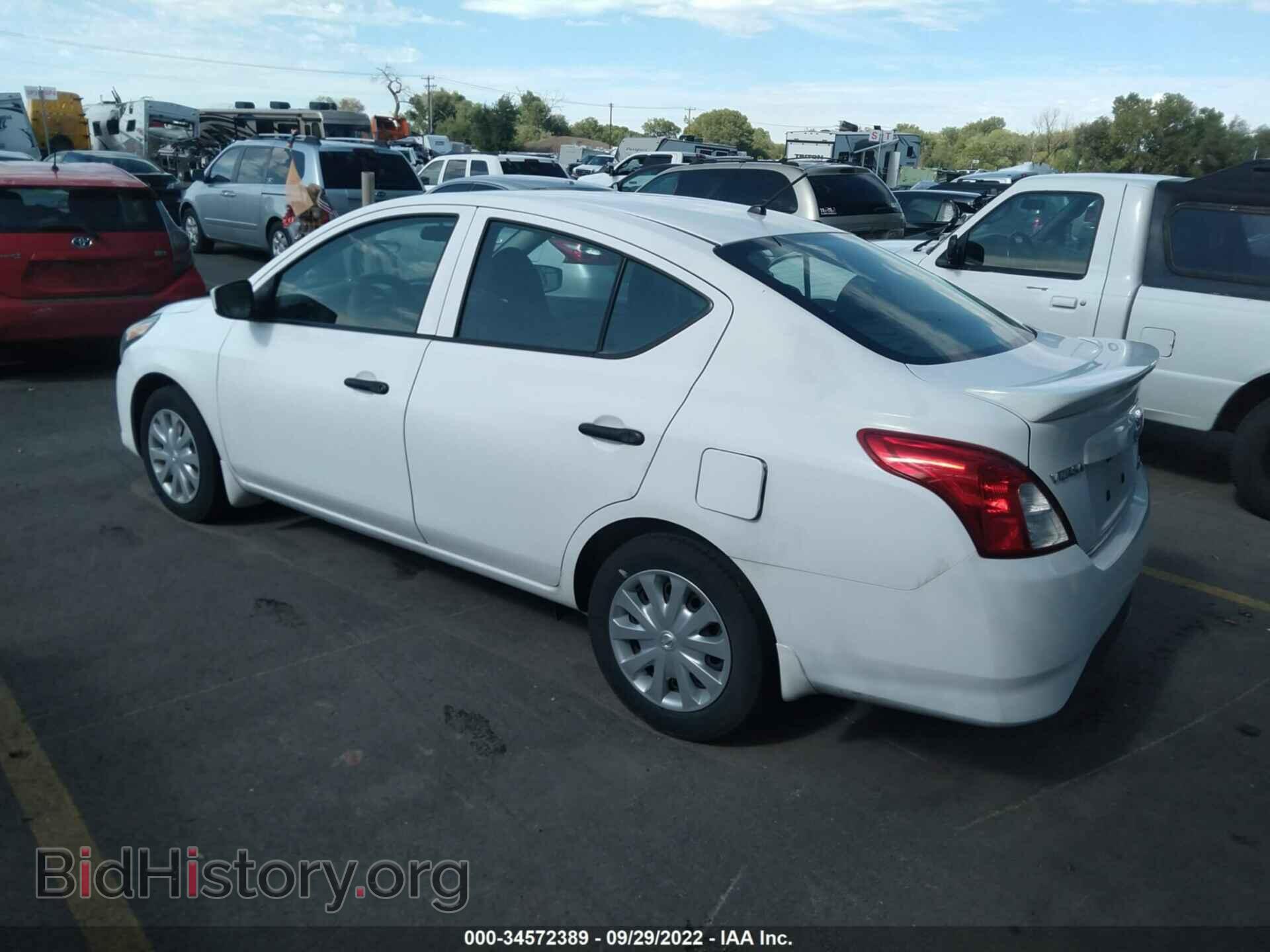 2016 NISSAN VERSA - VIN: 3N1CN7AP6GL874887 - Фото 3
