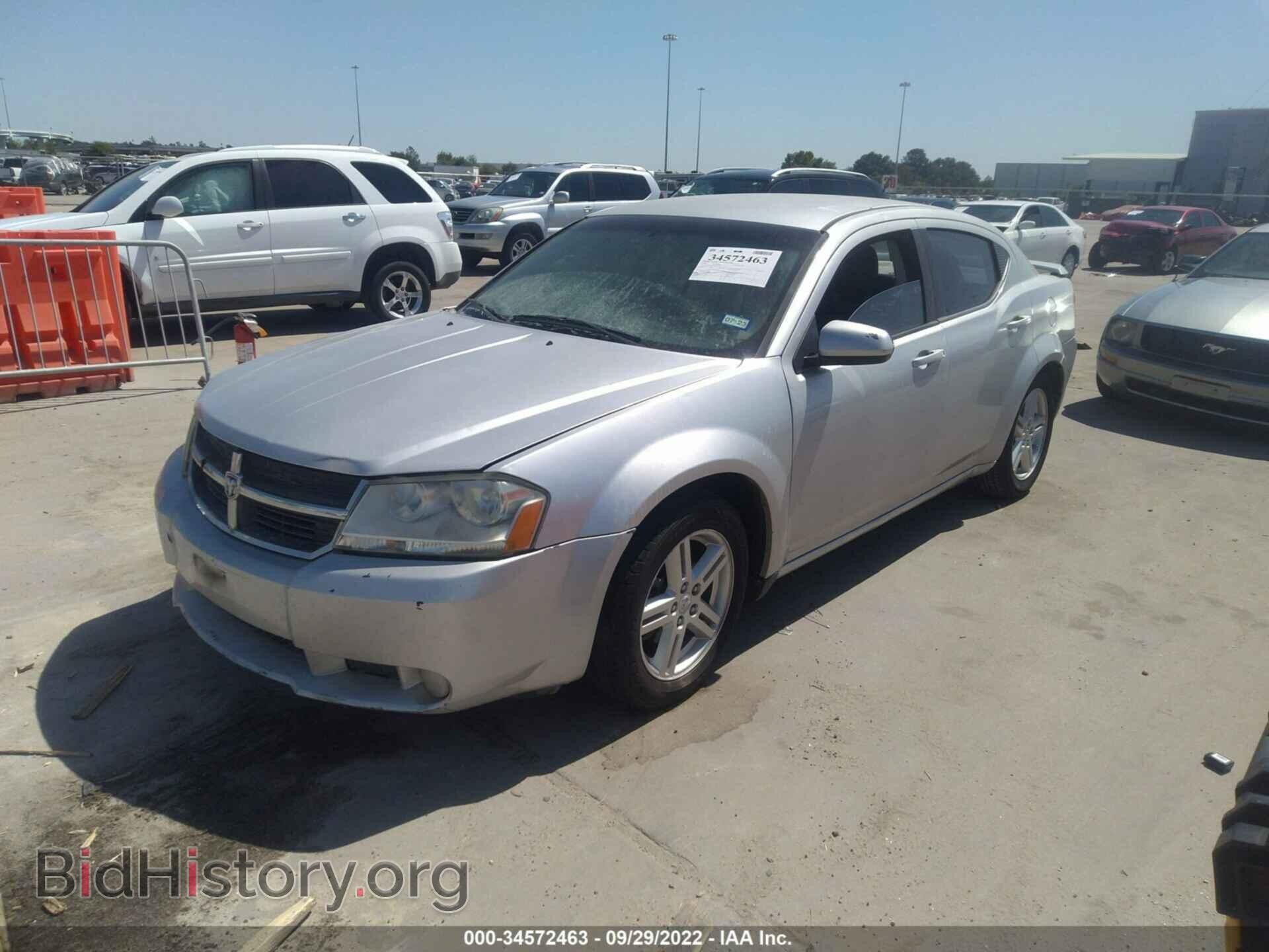 2010 DODGE AVENGER - VIN: 1B3CC5FBXAN139424 - Фото 2