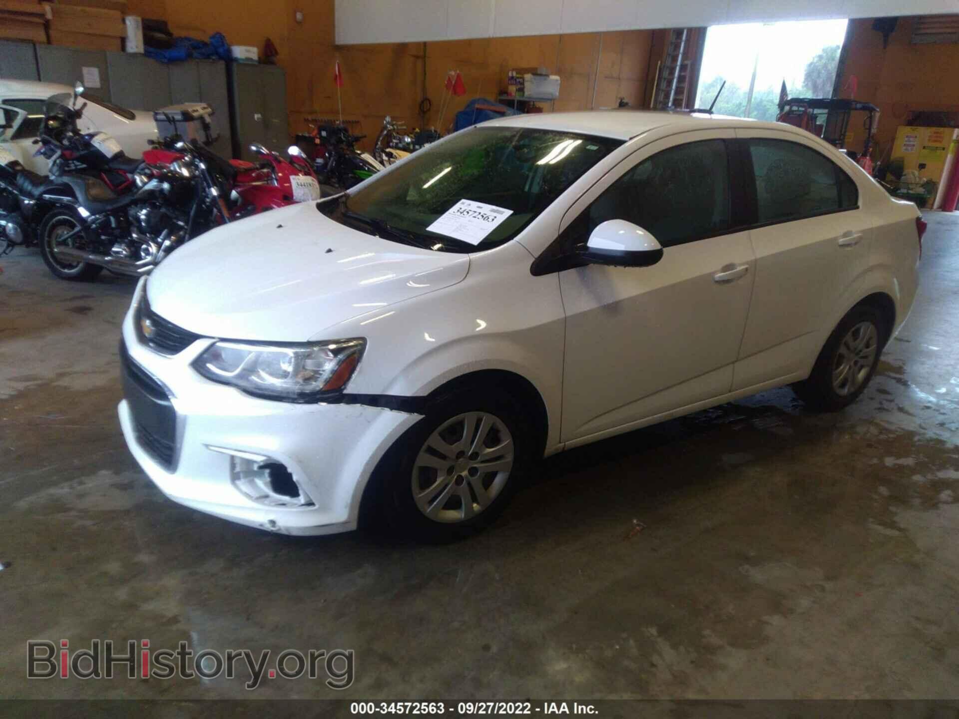 2017 CHEVROLET SONIC - VIN: 1G1JB5SH1H4152249 - Фото 2