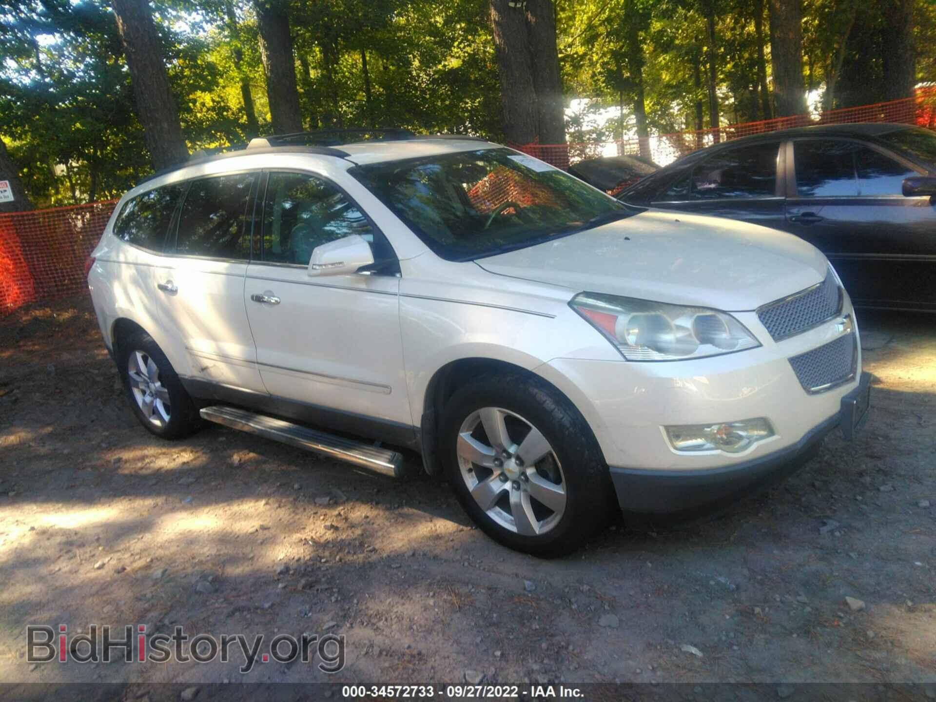 Photo 1GNKRLED8CJ169247 - CHEVROLET TRAVERSE 2012