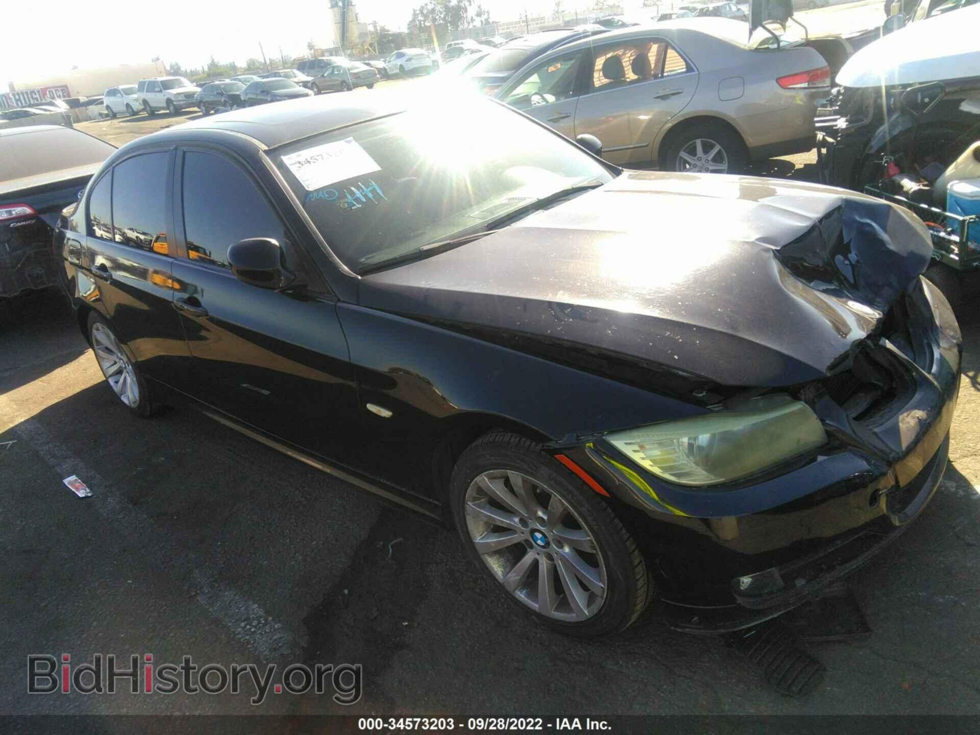 Фотография WBAPH5G59BNM81066 - BMW 3 SERIES 2011