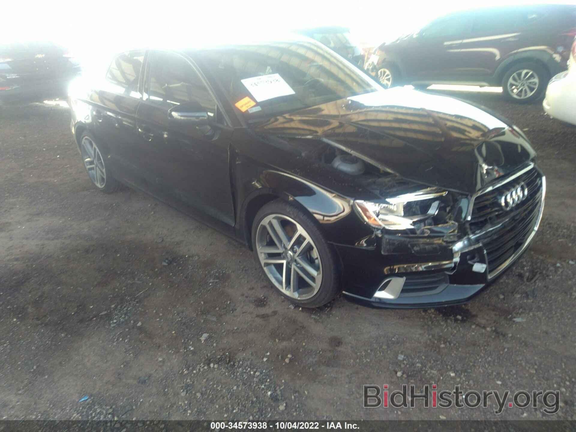 Photo WAUAUGFF4J1047179 - AUDI A3 SEDAN 2018