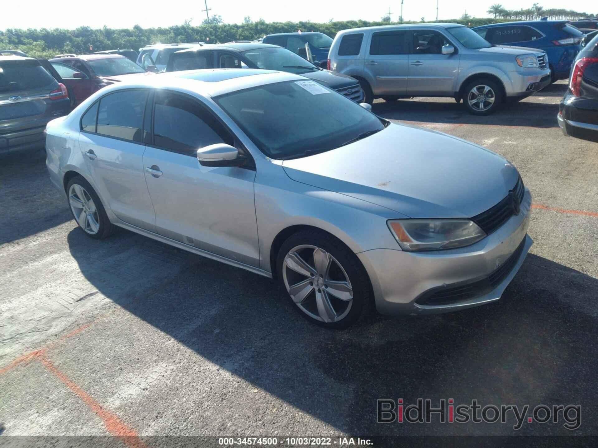 Photo 3VWDZ7AJ7BM322381 - VOLKSWAGEN JETTA SEDAN 2011