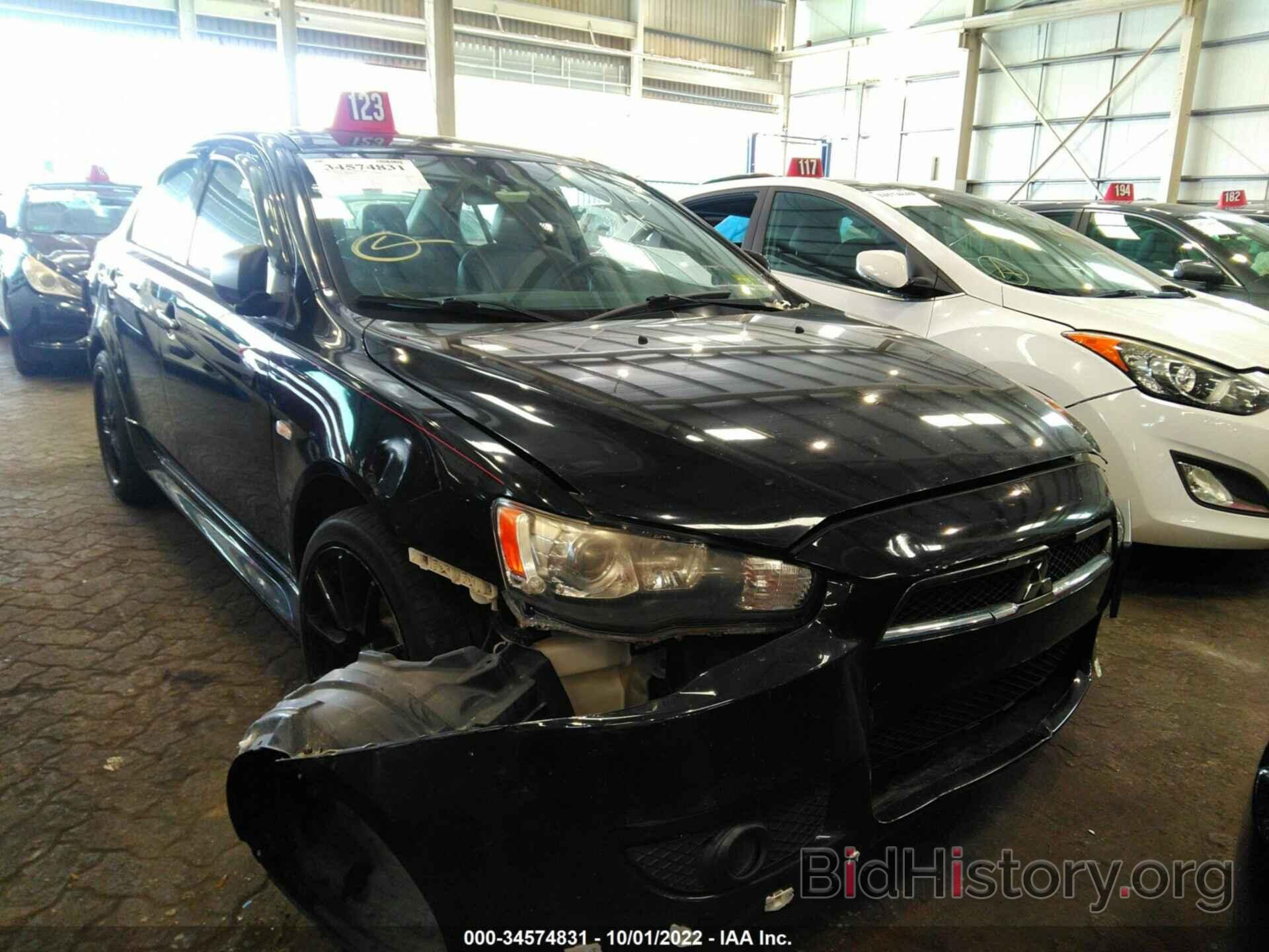 Photo 0032U8FW9BU043723 - MITSUBISHI LANCER 2011