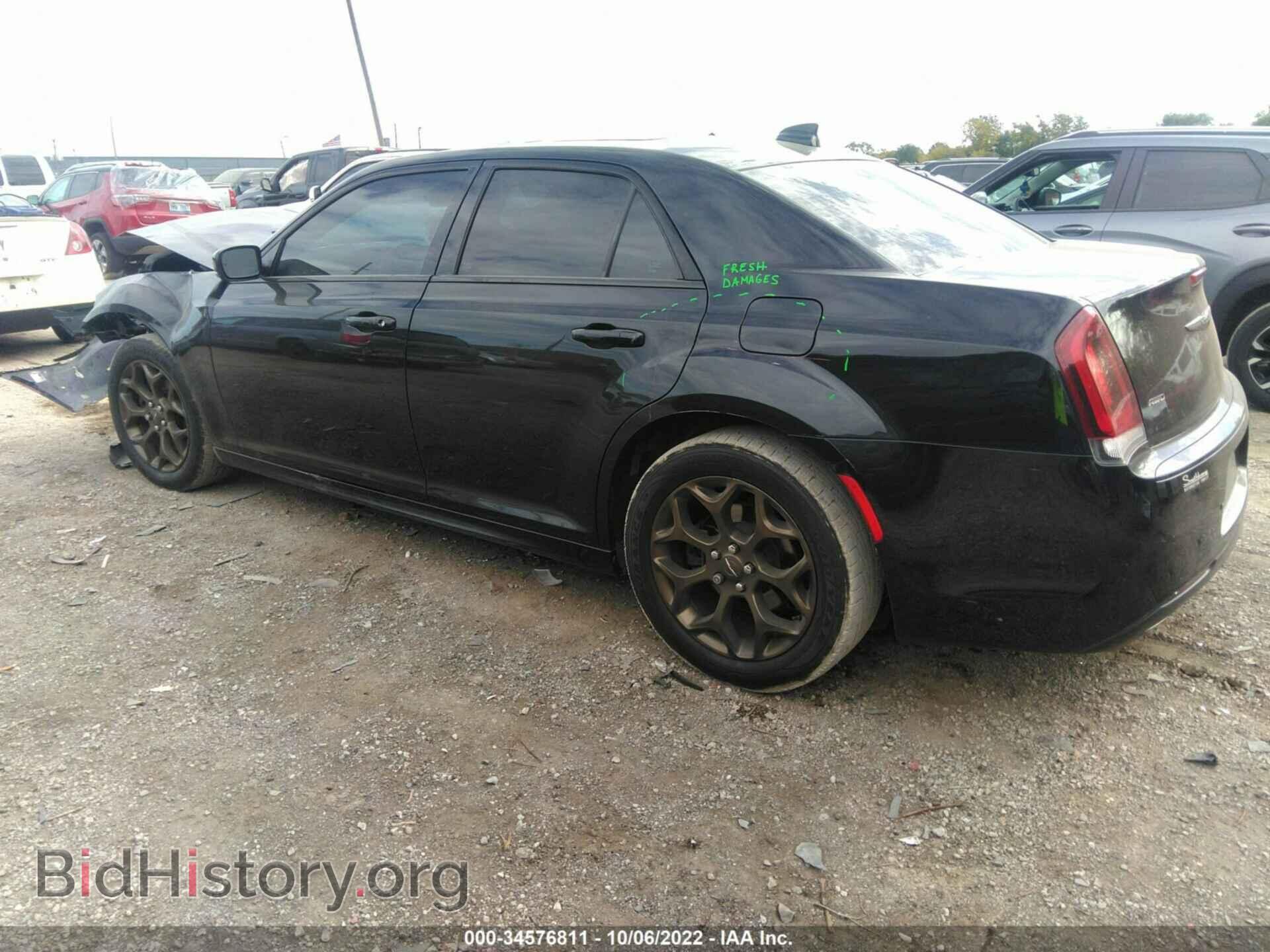 2016 CHRYSLER 300 - VIN: 2C3CCAGG1GH282818 - Фото 3