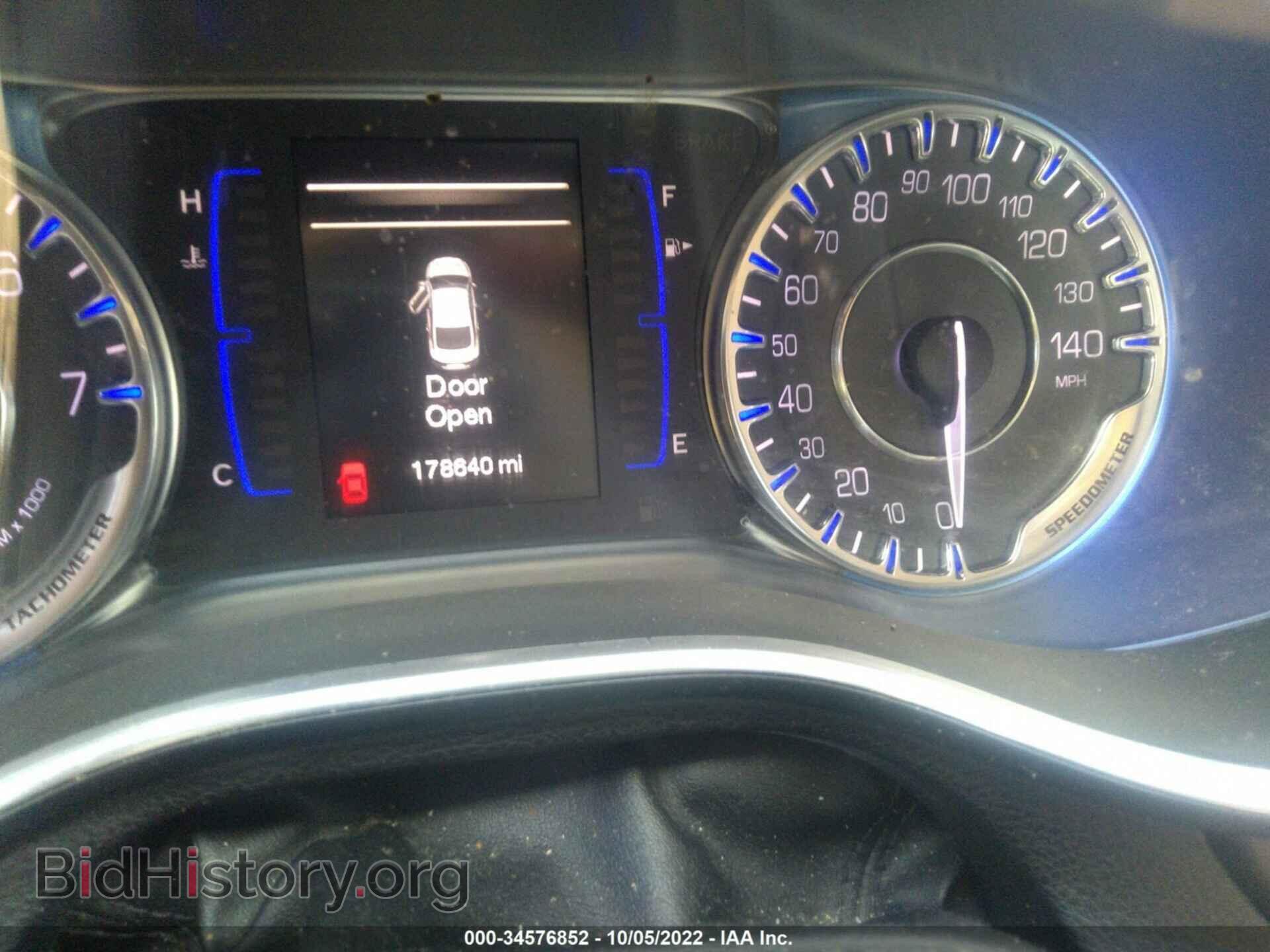 2015 CHRYSLER 200 - VIN: 1C3CCCAB9FN653075 - Фото 7