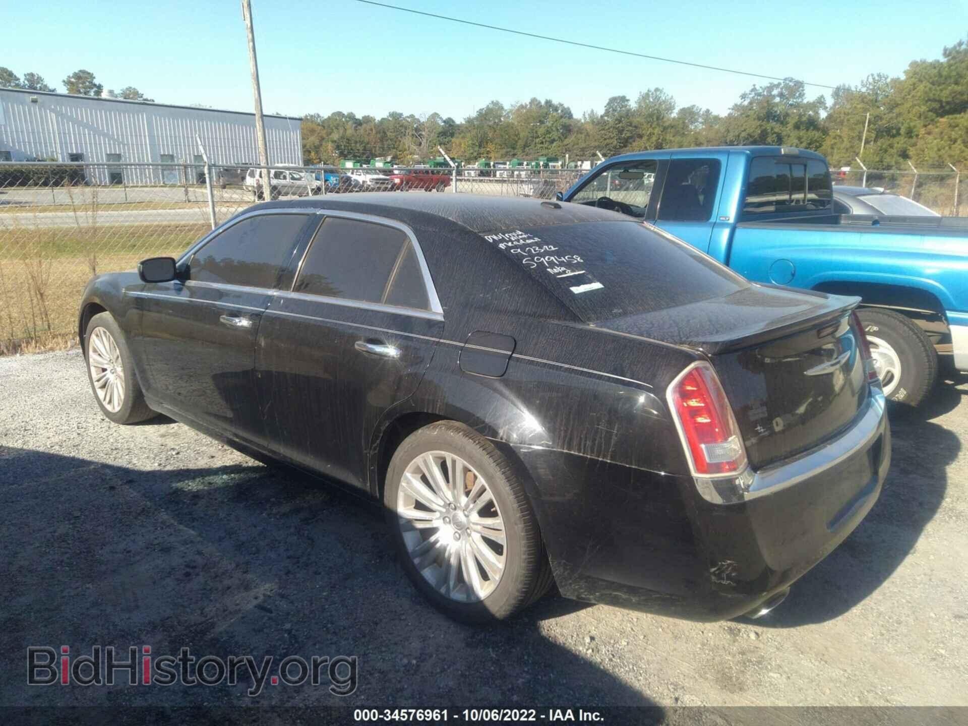 2011 CHRYSLER 300 - VIN: 2C3CA5CGXBH599458 - Фото 3