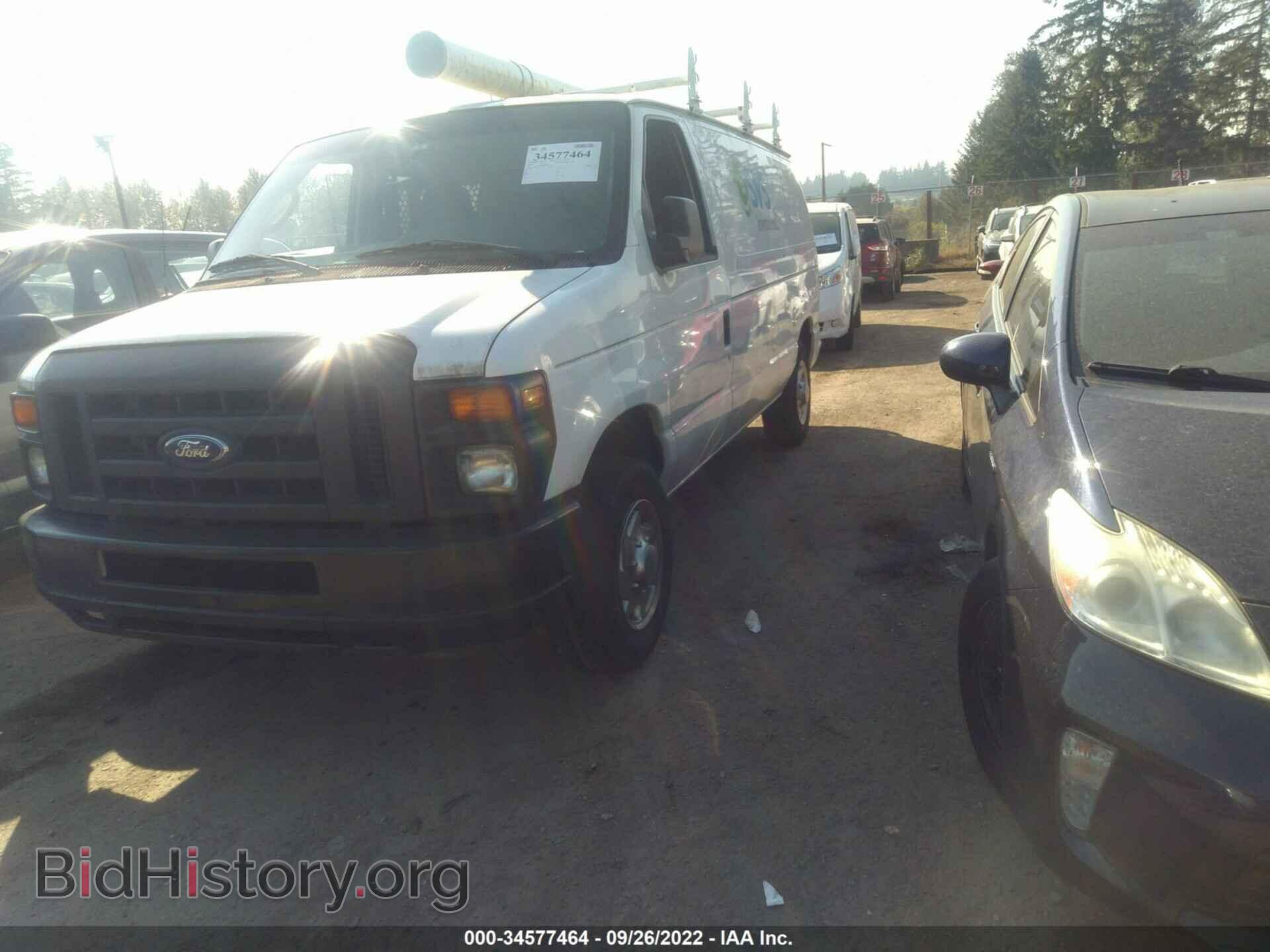 2010 FORD ECONOLINE CARGO VAN - VIN: 1FTNE1EW7ADA10237 - Фото 2
