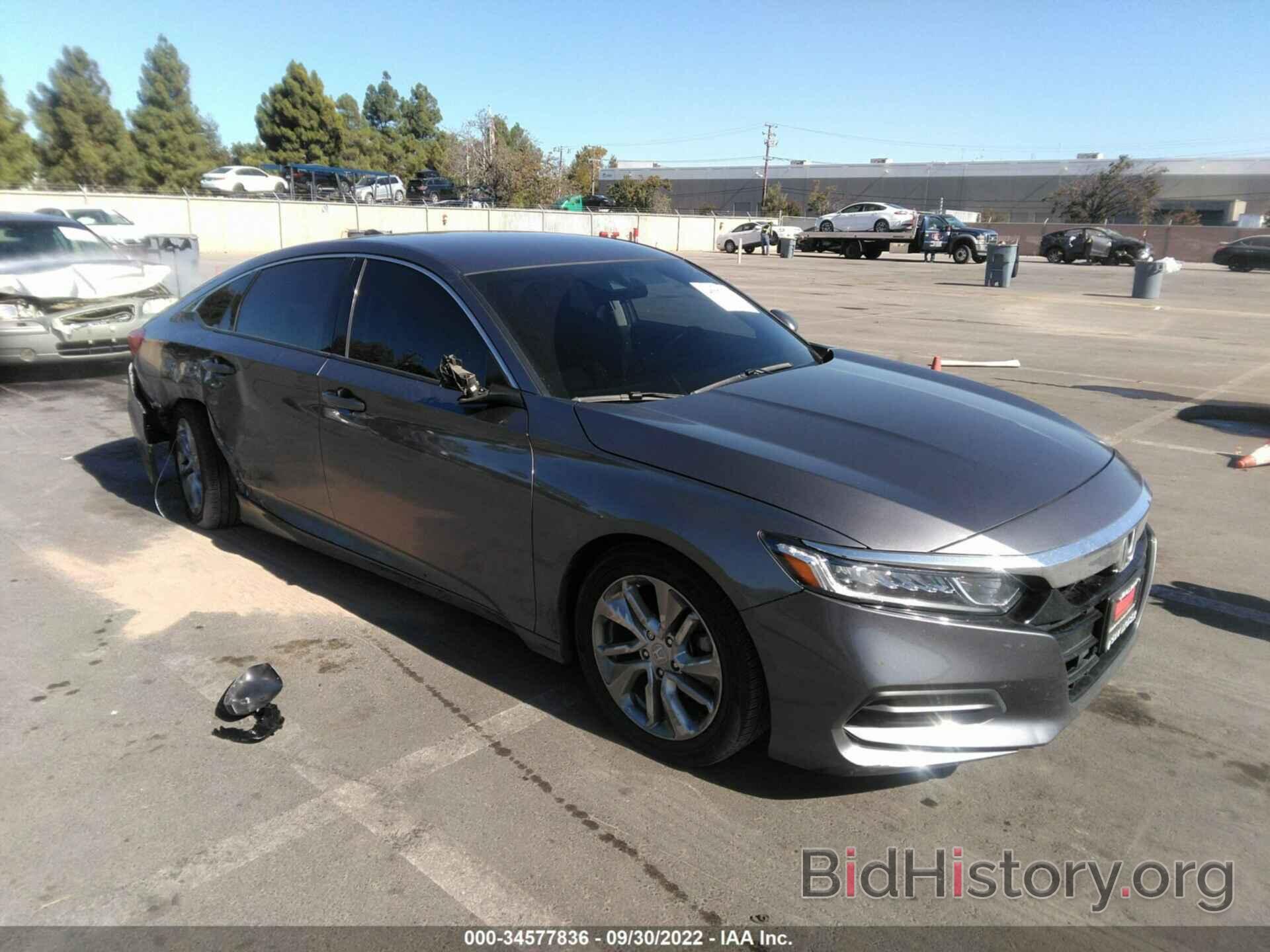 Photo 1HGCV1F18KA014814 - HONDA ACCORD SEDAN 2019