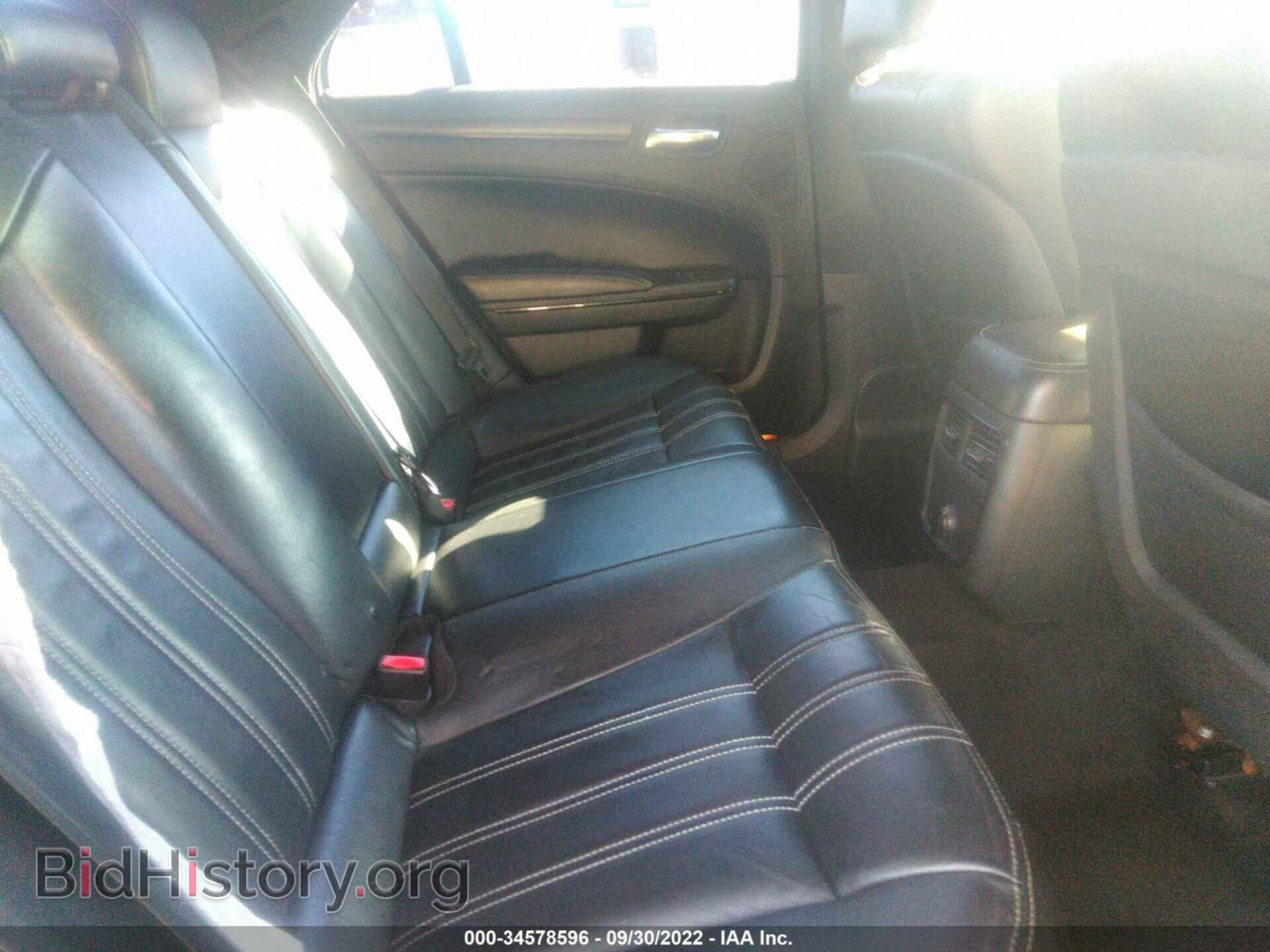 2014 CHRYSLER 300 - VIN: 2C3CCABG8EH373279 - Фото 8