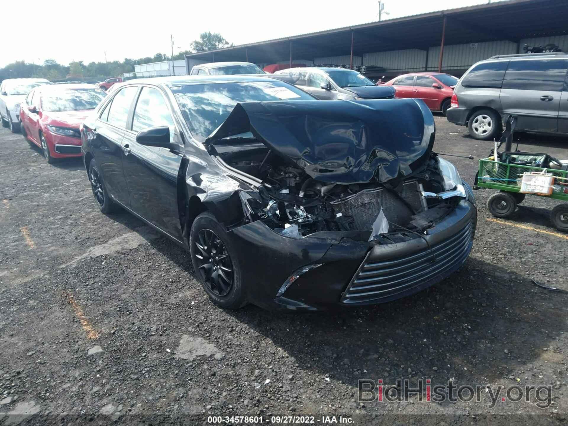 Photo 4T4BF1FK2FR454307 - TOYOTA CAMRY 2015