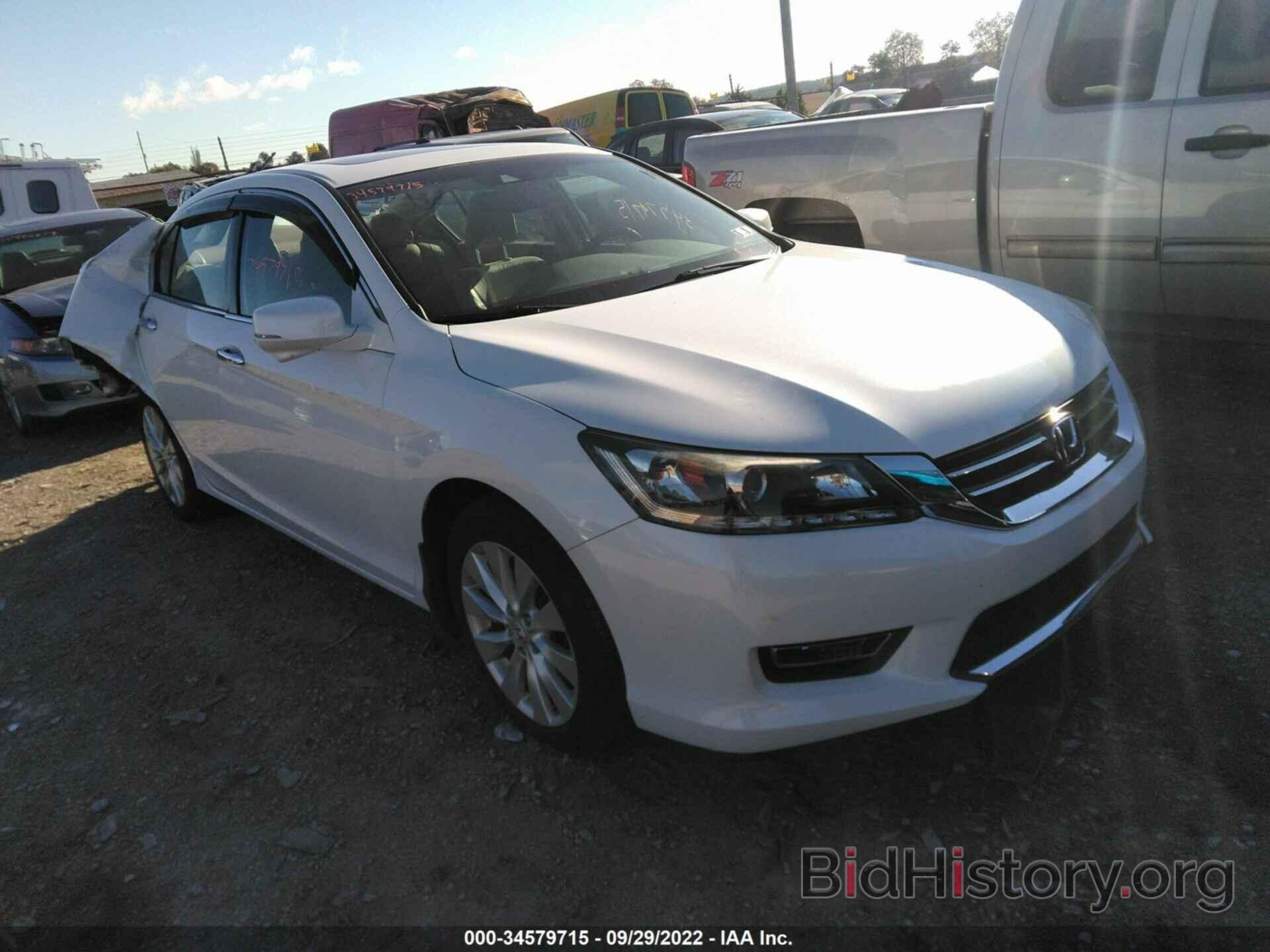 Photo 1HGCR3F86DA001382 - HONDA ACCORD SDN 2013