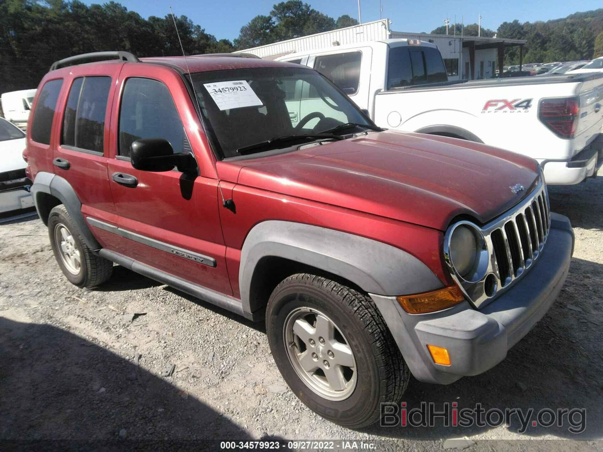 Photo 1J4GL48K87W574981 - JEEP LIBERTY 2007