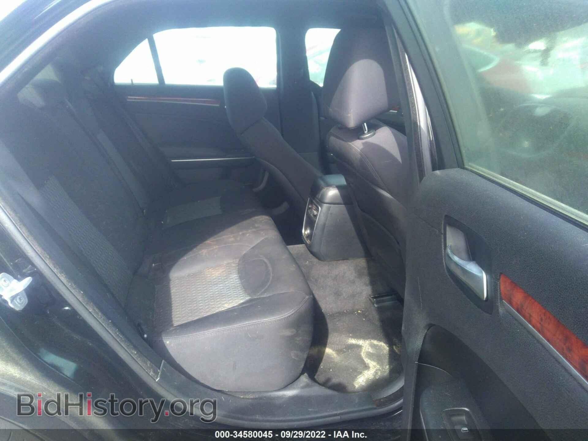 2012 CHRYSLER 300 - VIN: 2C3CCAAG0CH237940 - Фото 8