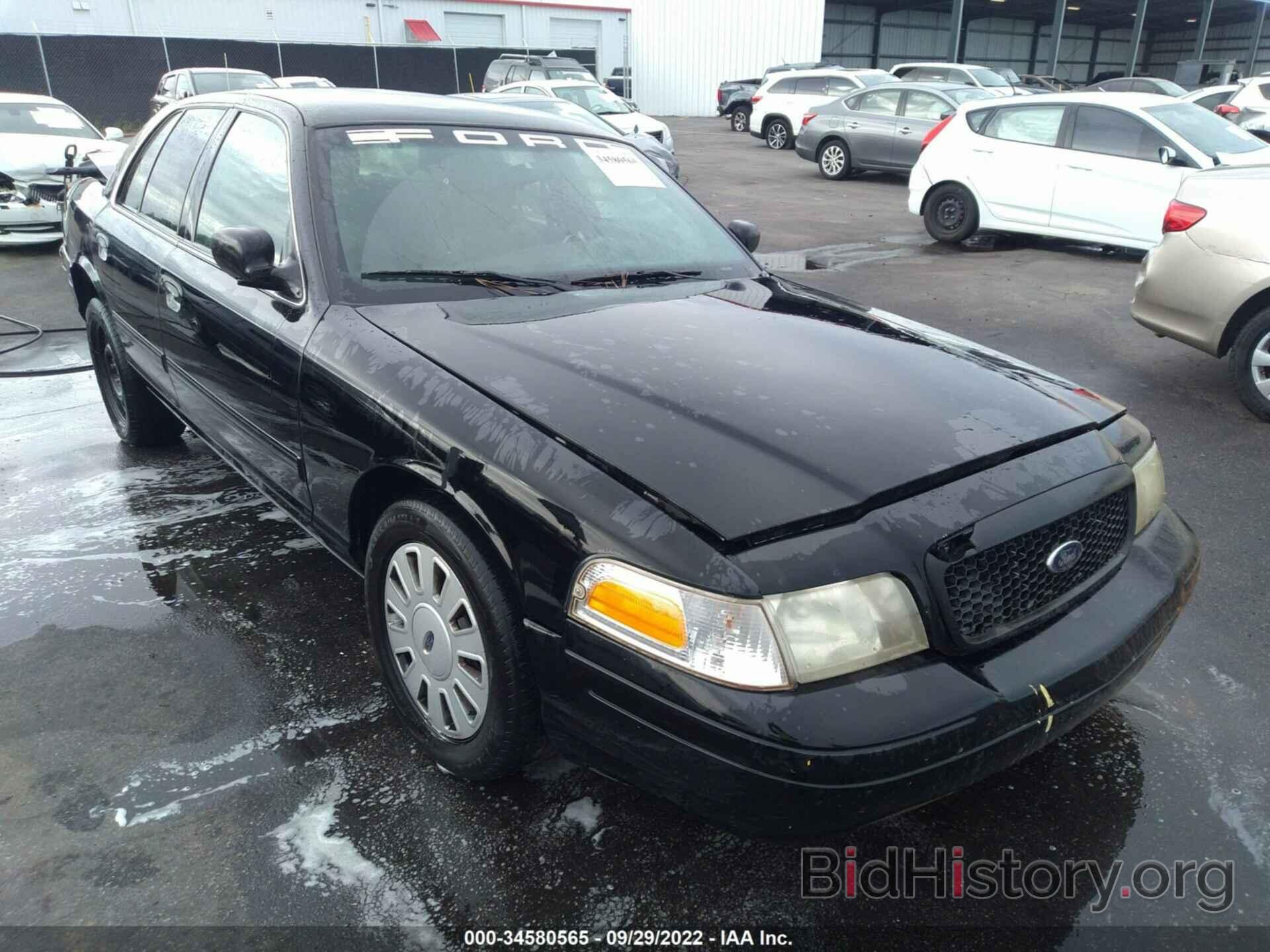 Photo 2FABP7BV2BX185202 - FORD POLICE INTERCEPTOR 2011