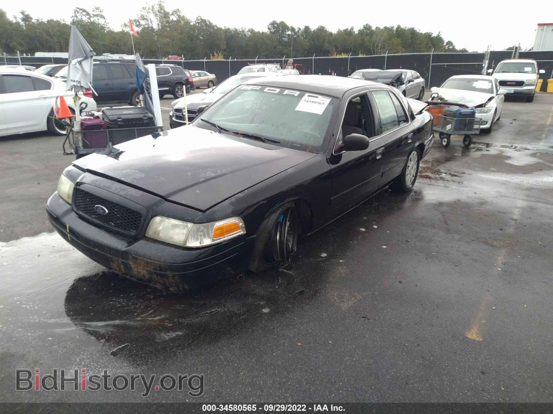 2011 FORD POLICE INTERCEPTOR - VIN: 2FABP7BV2BX185202 - Фото 2
