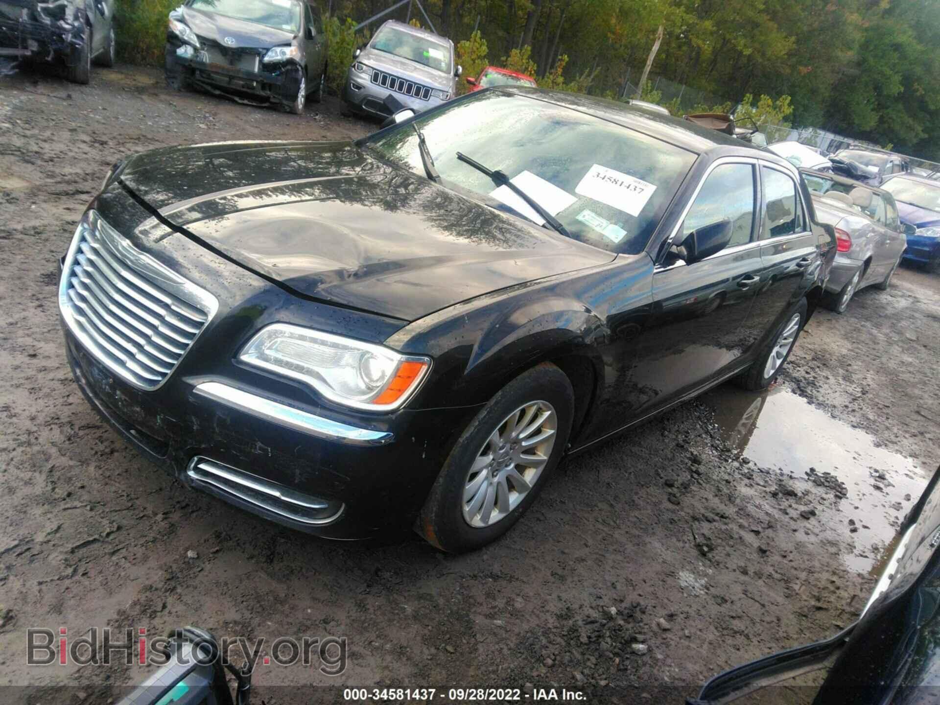 2014 CHRYSLER 300 - VIN: 2C3CCAAG9EH200095 - Фото 2