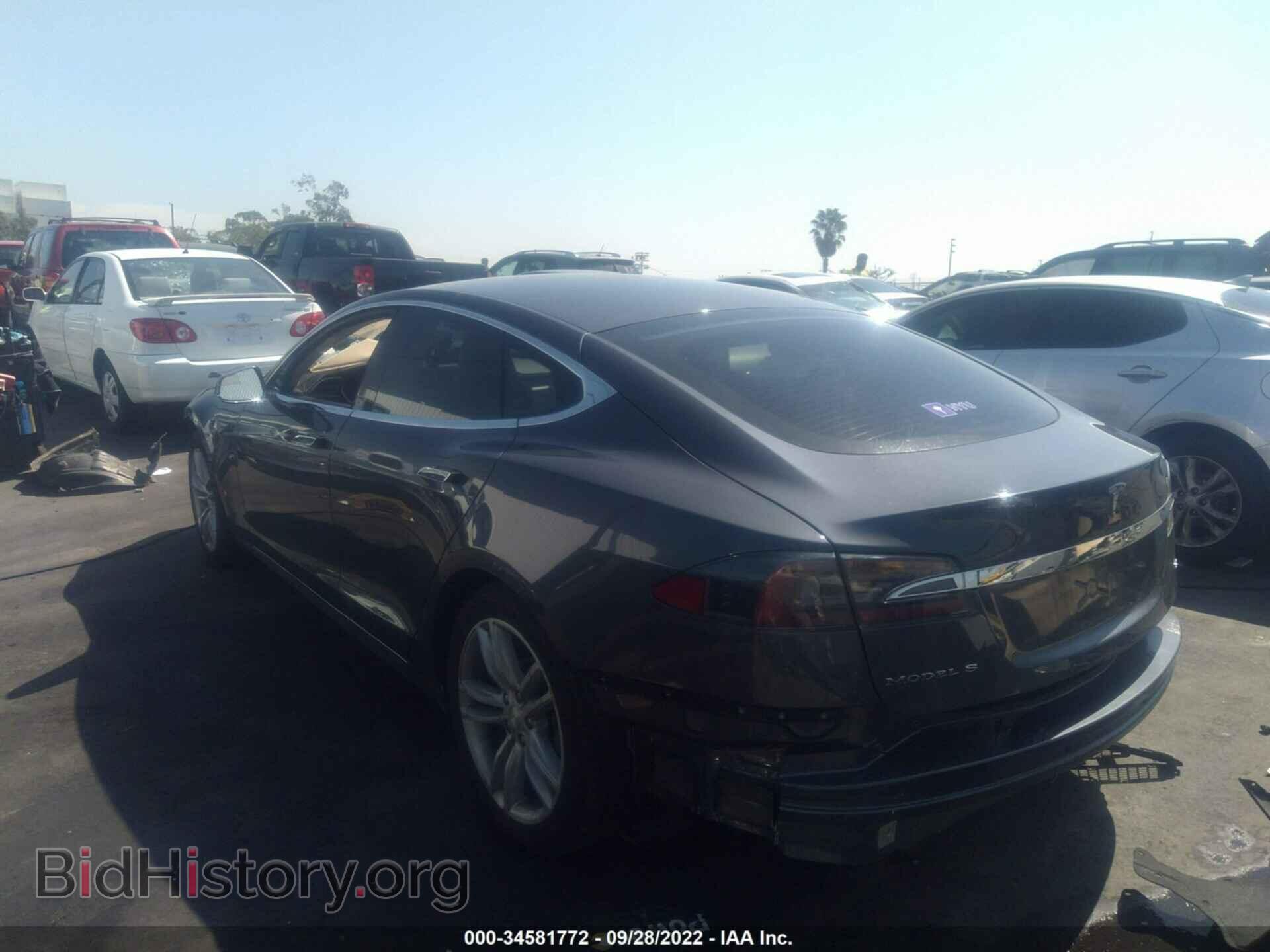 2014 TESLA MODEL S - VIN: 5YJSA1H1XEFP52922 - Фото 3