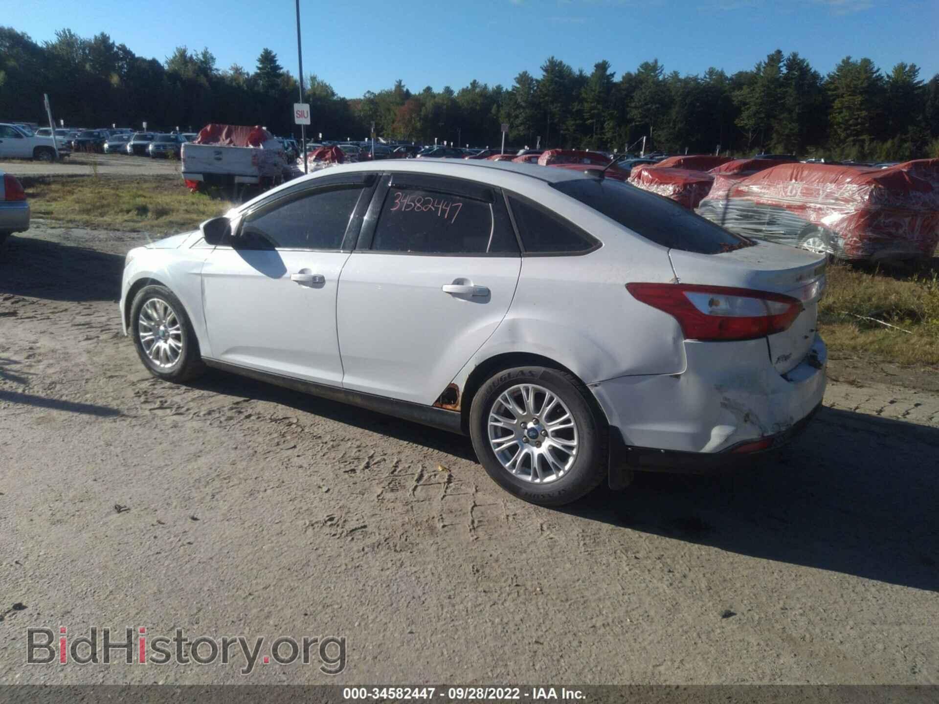 2012 FORD FOCUS - VIN: 1FAHP3F22CL141458 - Photo 3