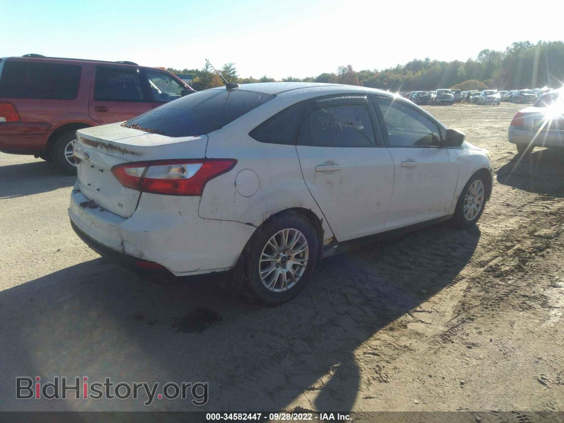 2012 FORD FOCUS - VIN: 1FAHP3F22CL141458 - Photo 4