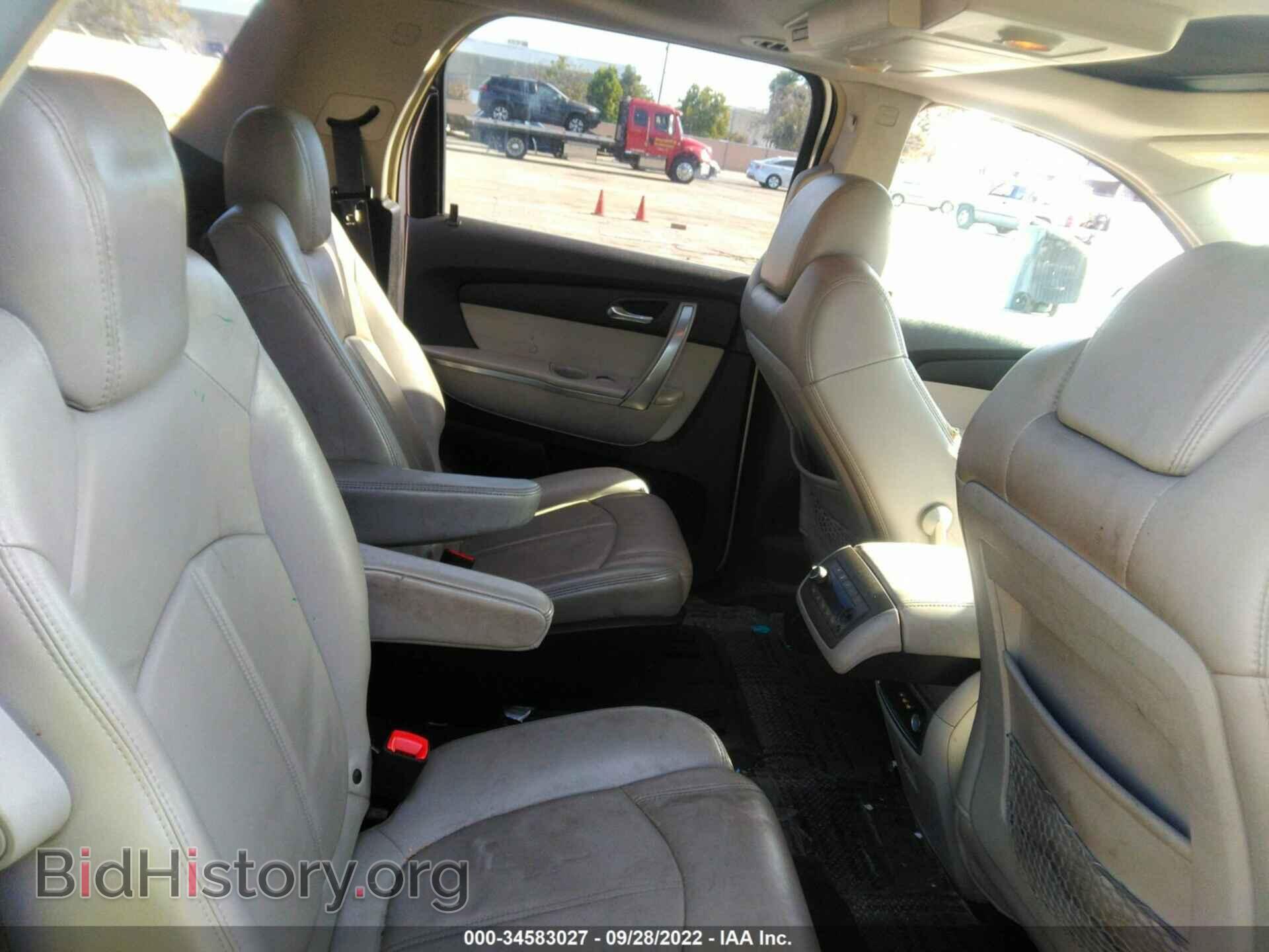 2007 GMC ACADIA - VIN: 1GKER23717J158727 - Фото 8