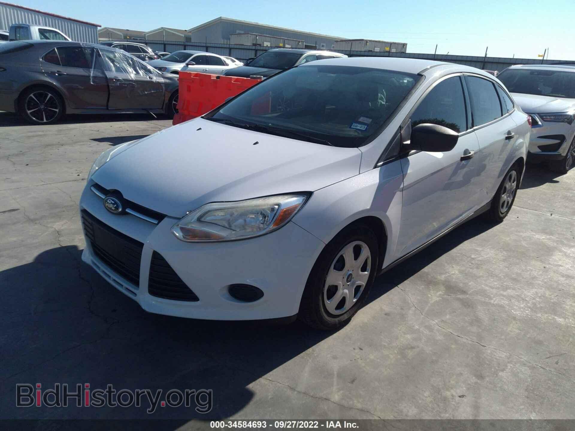 2012 FORD FOCUS - VIN: 1FAHP3E22CL476186 - Фото 2