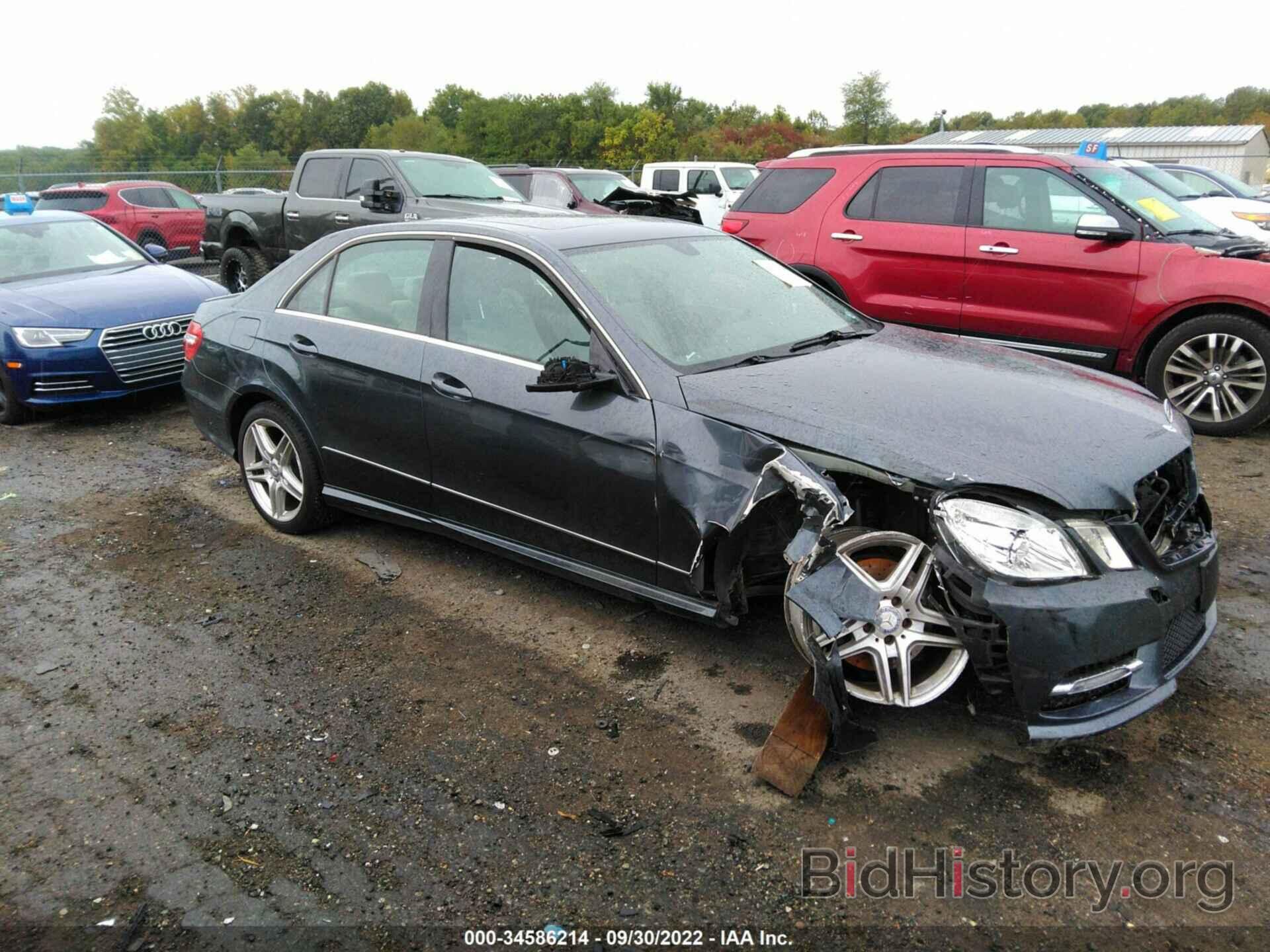 Photo WDDHF8JB8DA714884 - MERCEDES-BENZ E-CLASS 2013