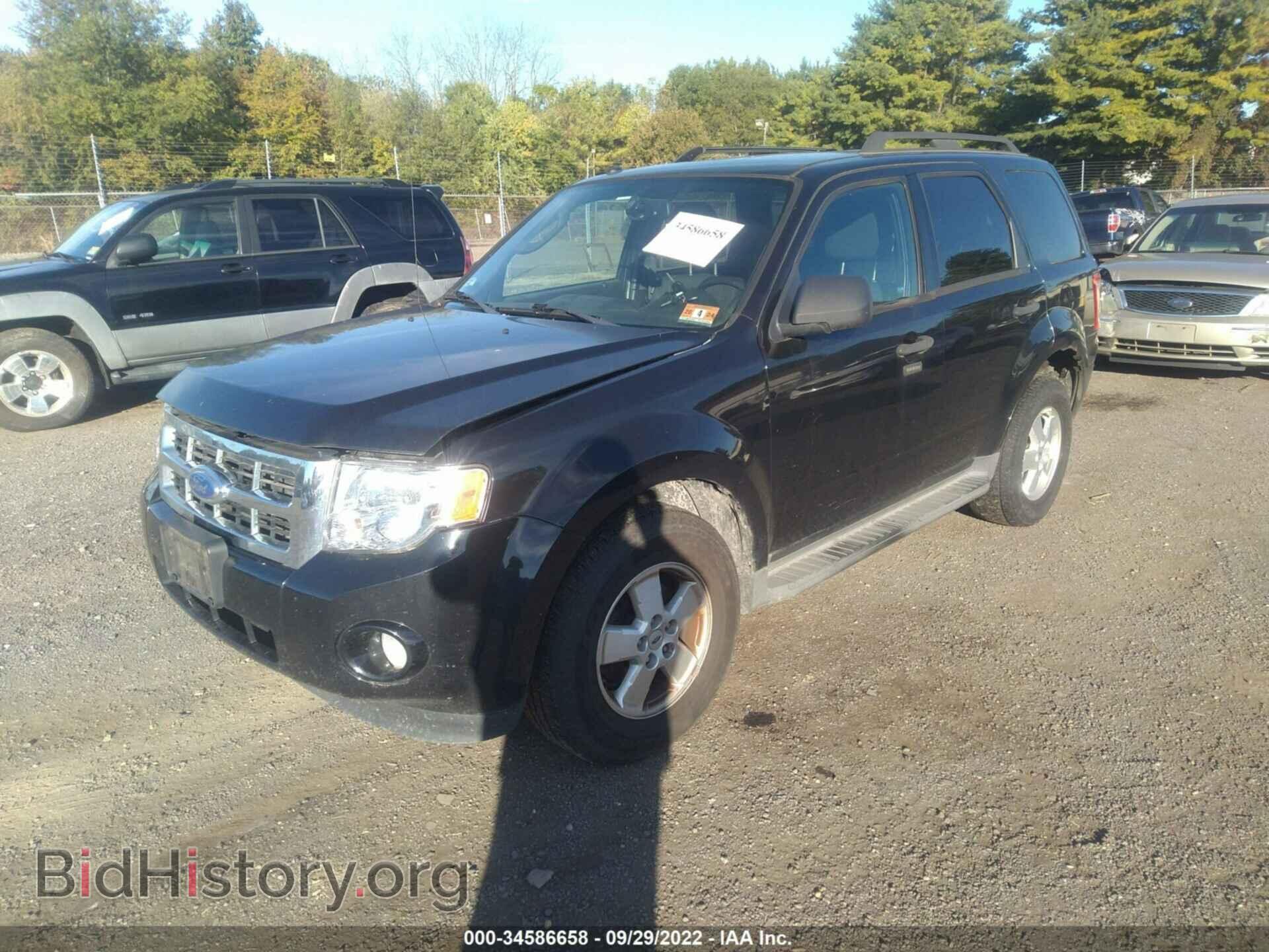2011 FORD ESCAPE - VIN: 1FMCU0DG6BKC08380 - Фото 2