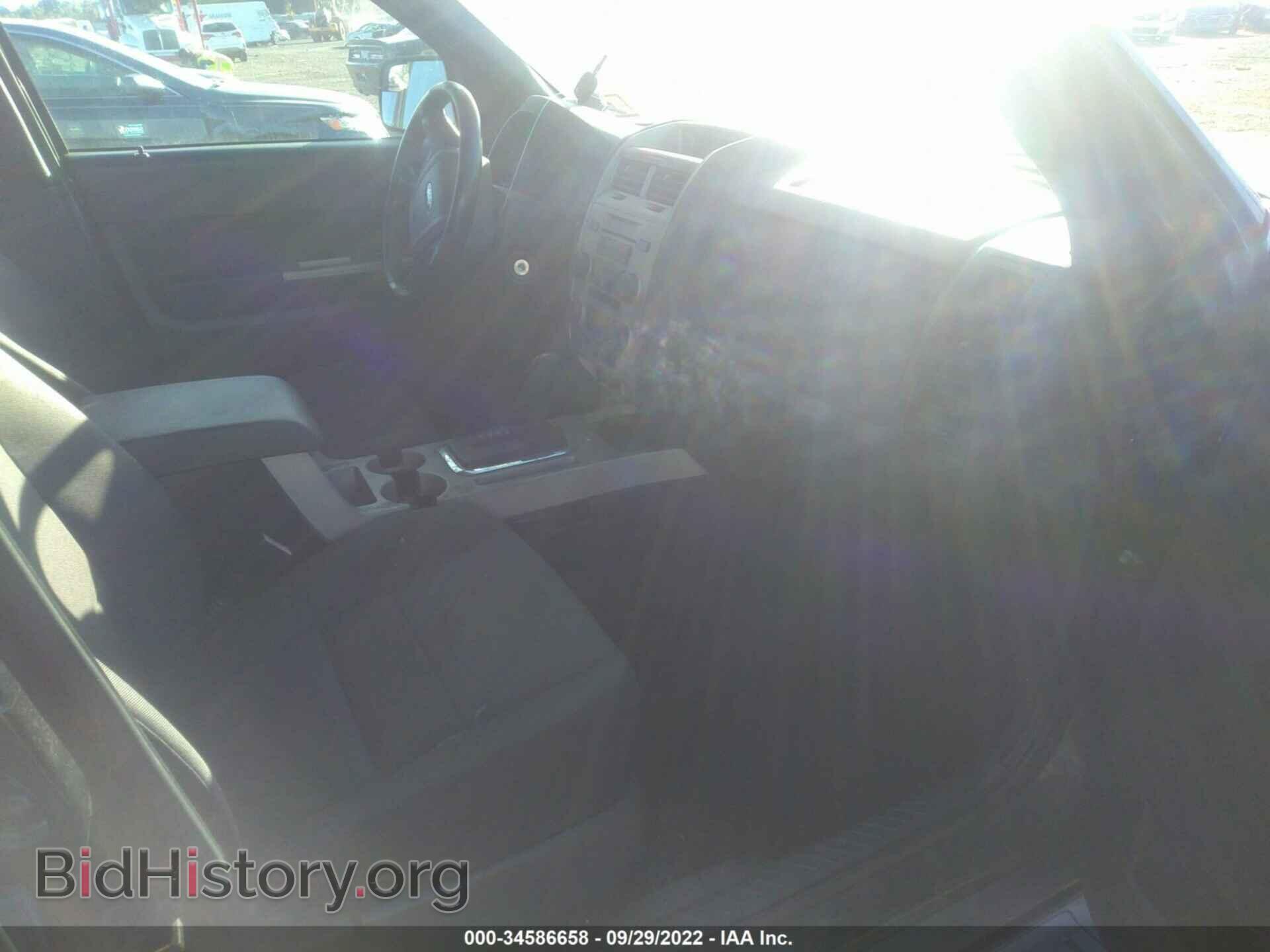 2011 FORD ESCAPE - VIN: 1FMCU0DG6BKC08380 - Фото 5