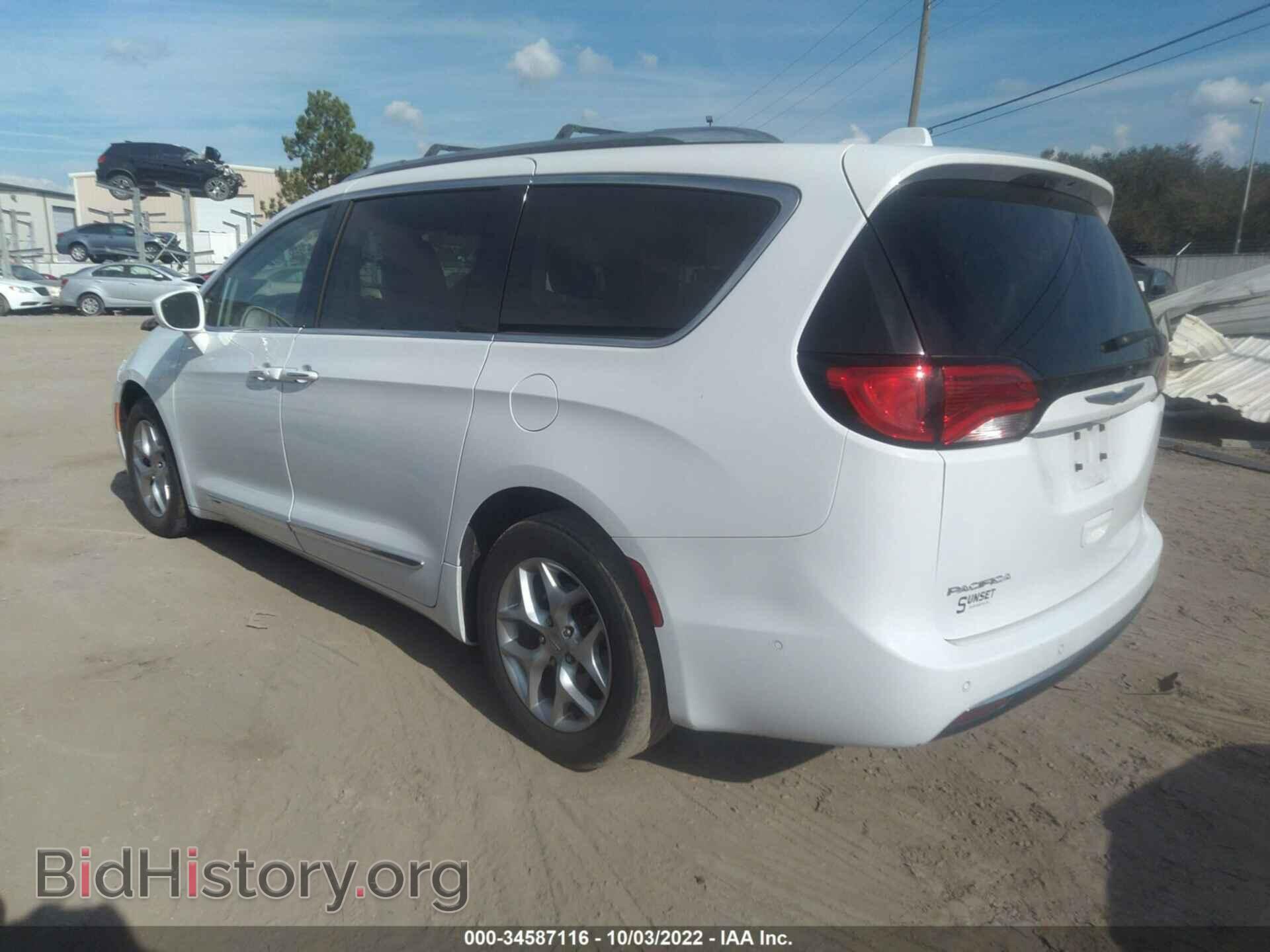 2019 CHRYSLER PACIFICA - VIN: 2C4RC1EG5KR570059 - Фото 3