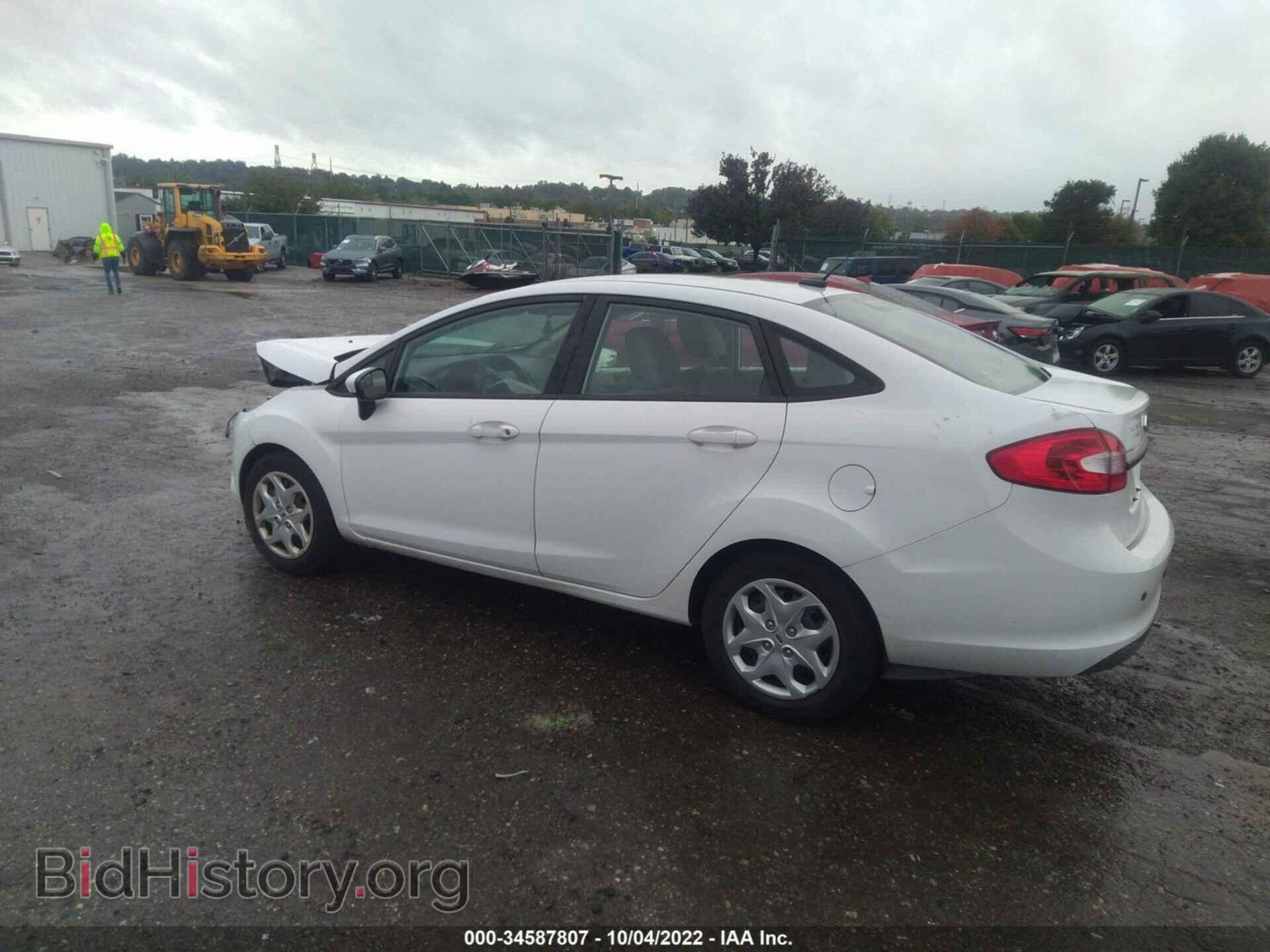 2012 FORD FIESTA - VIN: 3FADP4AJ9CM112461 - Фото 3
