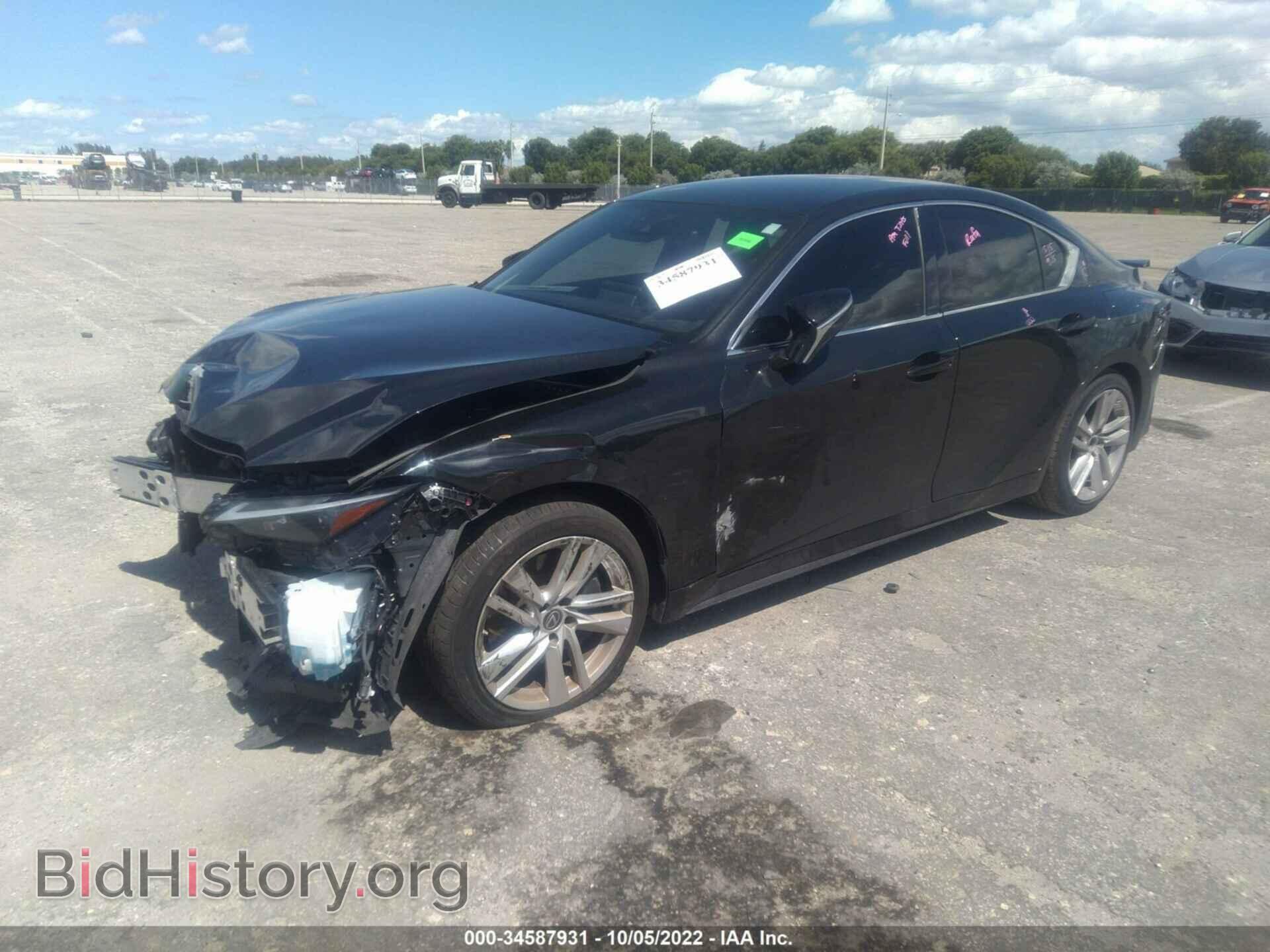 2021 LEXUS IS - VIN: JTHAA1D24M5115260 - Photo 2