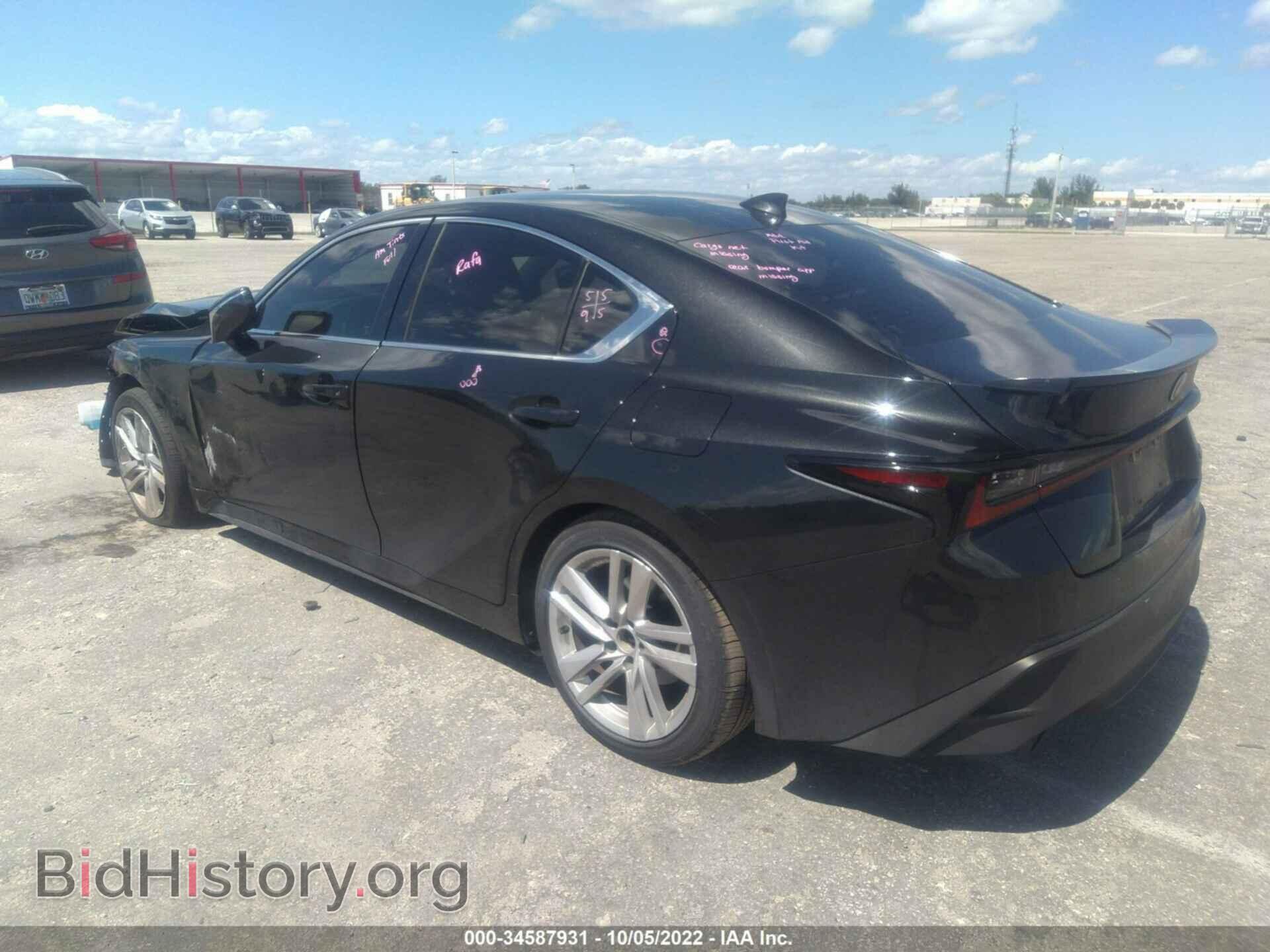 2021 LEXUS IS - VIN: JTHAA1D24M5115260 - Photo 3