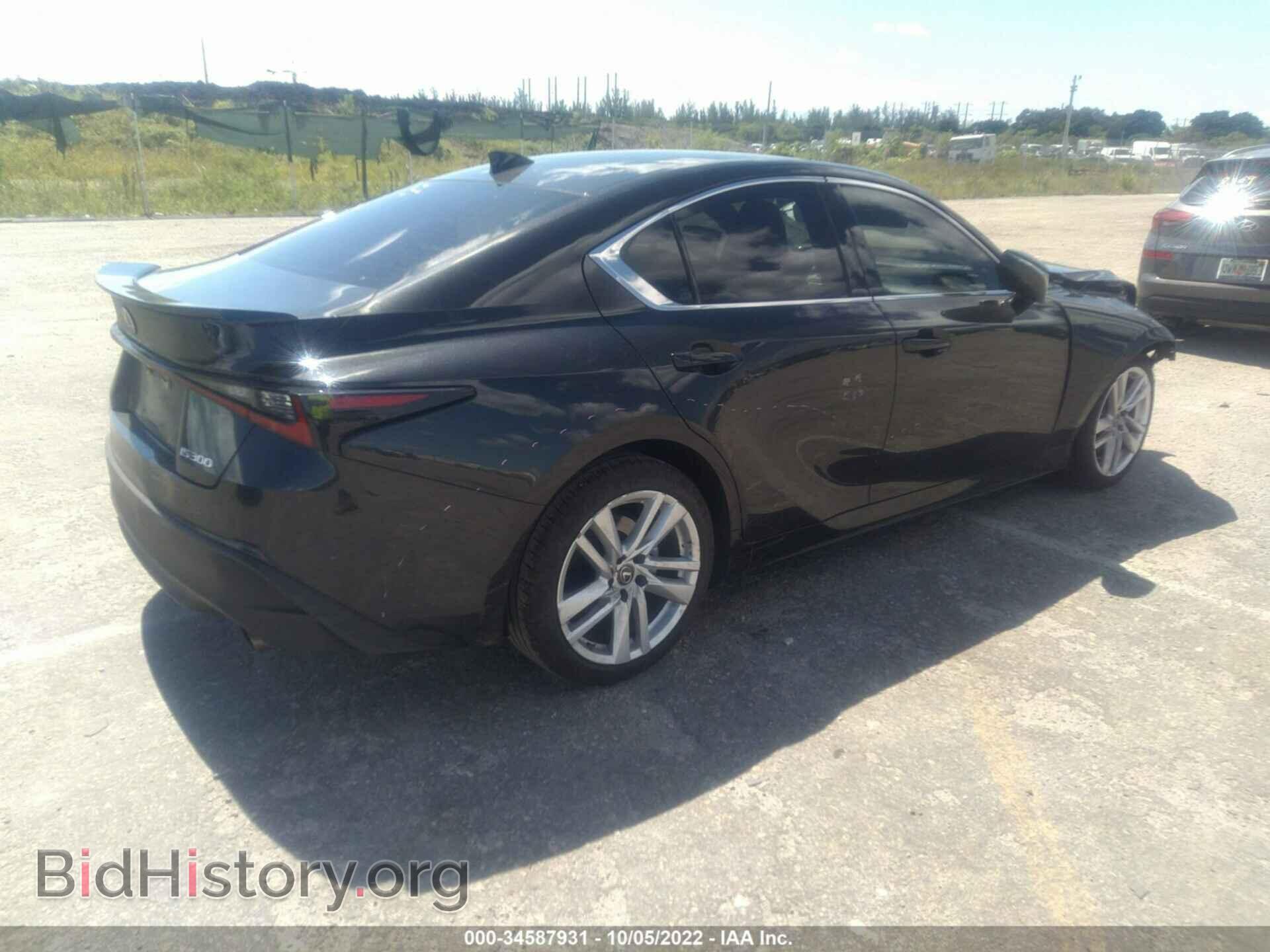 2021 LEXUS IS - VIN: JTHAA1D24M5115260 - Photo 4