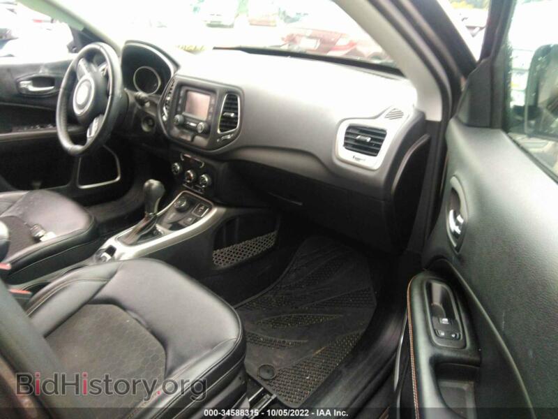 2017 Jeep COMPASS (VIN 3C4NJDBB8HT650900) — фото 5 из 11