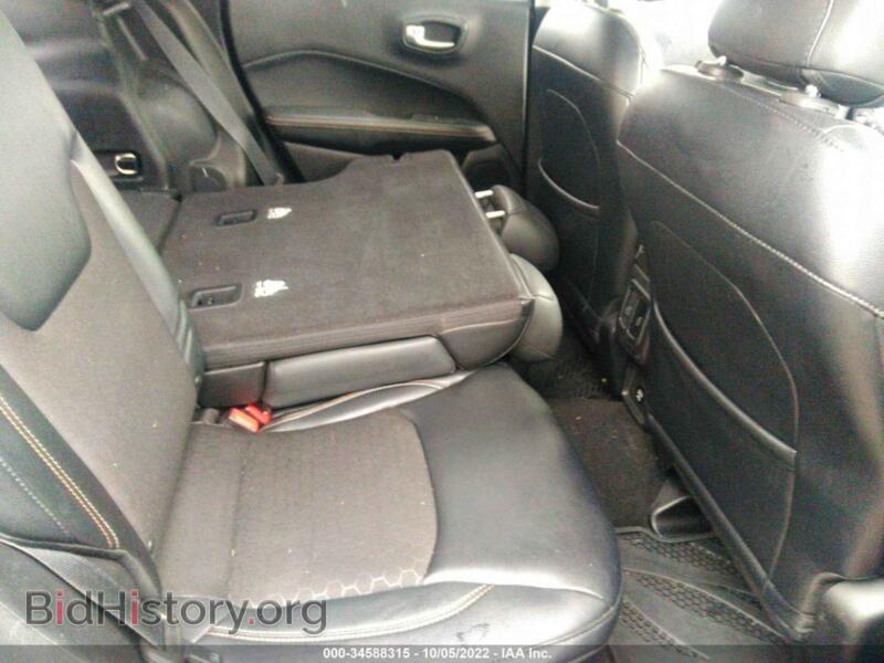 2017 Jeep COMPASS (VIN 3C4NJDBB8HT650900) — фото 8 из 11