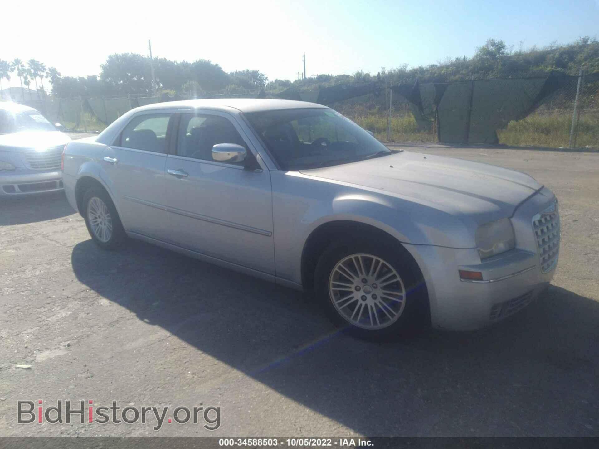 Photo 2C3CA5CV3AH265978 - CHRYSLER 300 2010