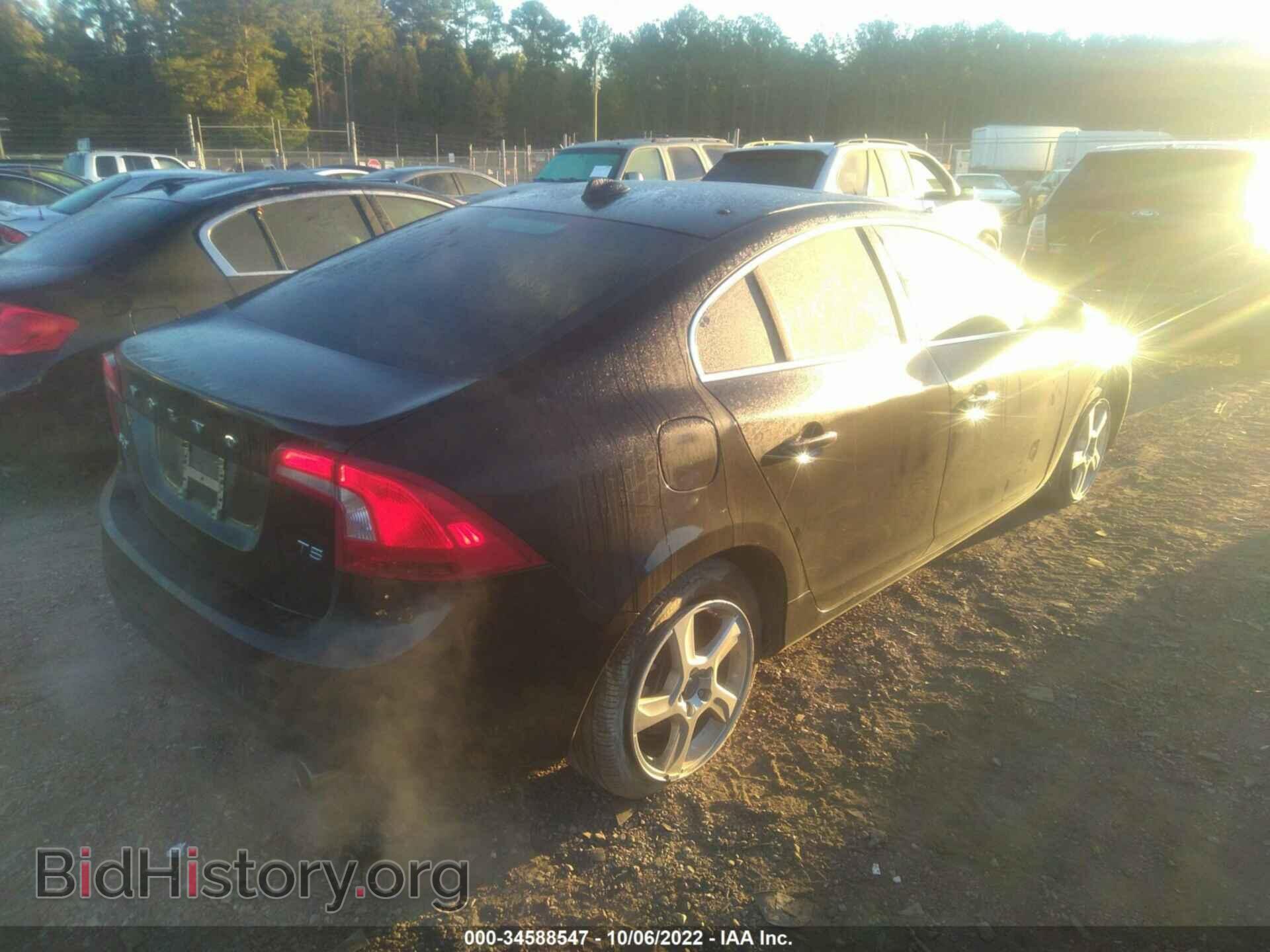 2013 VOLVO S60 - VIN: YV1612FS2D2201057 - Фото 4