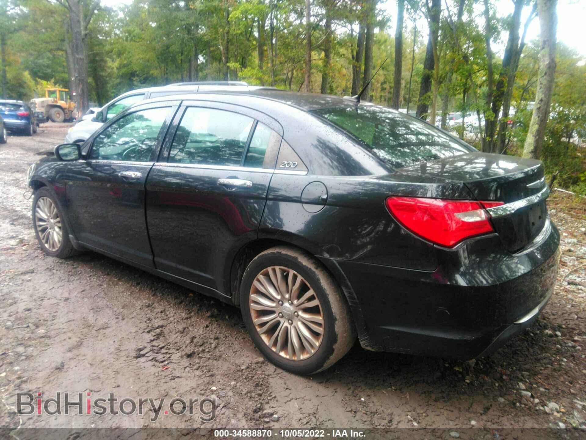 2011 CHRYSLER 200 - VIN: 1C3BC2FG1BN518256 - Фото 3