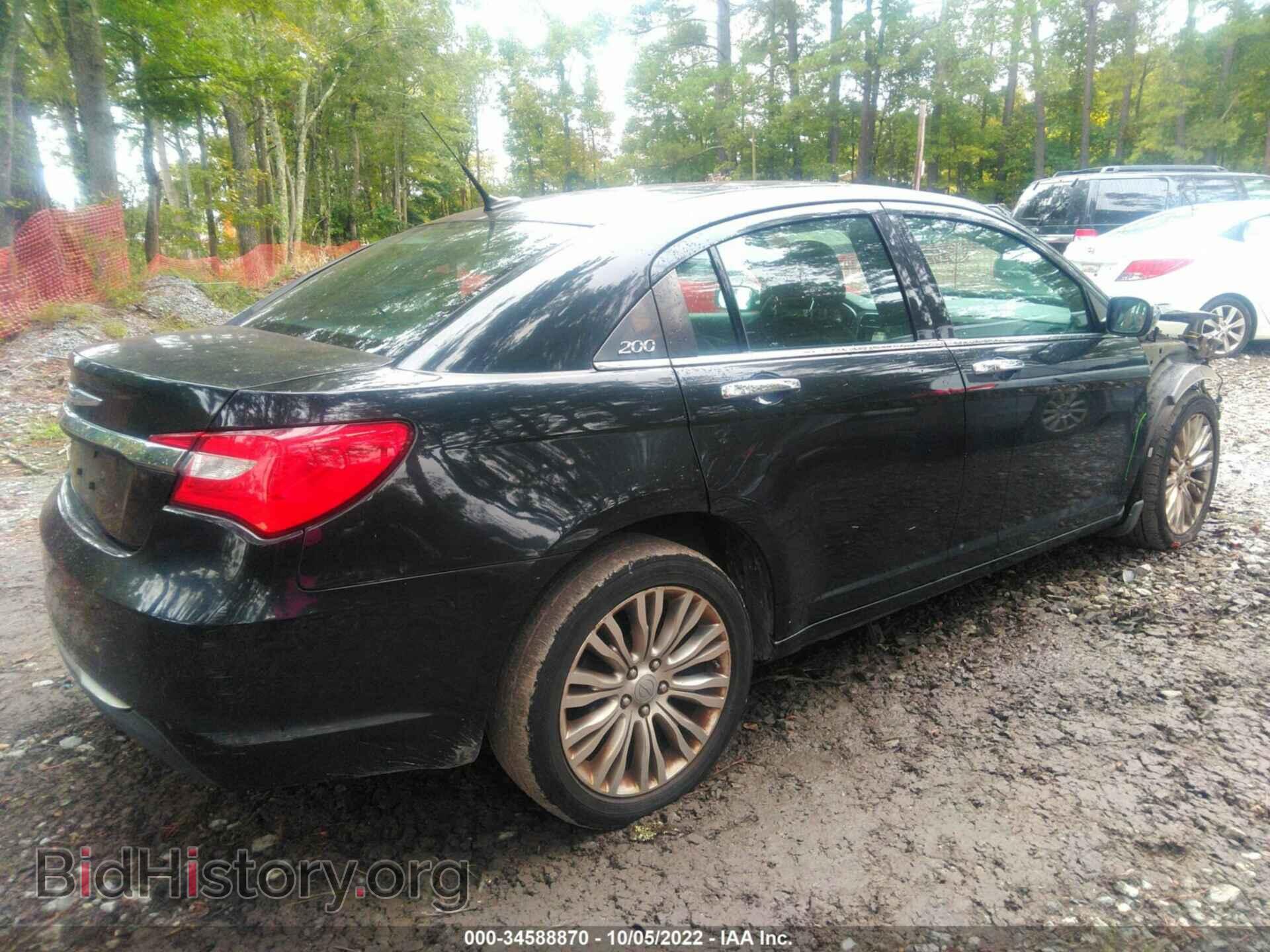2011 CHRYSLER 200 - VIN: 1C3BC2FG1BN518256 - Фото 4