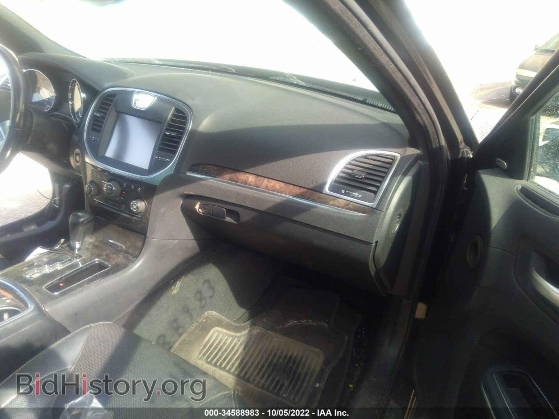 2011 CHRYSLER 300 - VIN: 2C3CA6CT7BH598545 - Фото 5