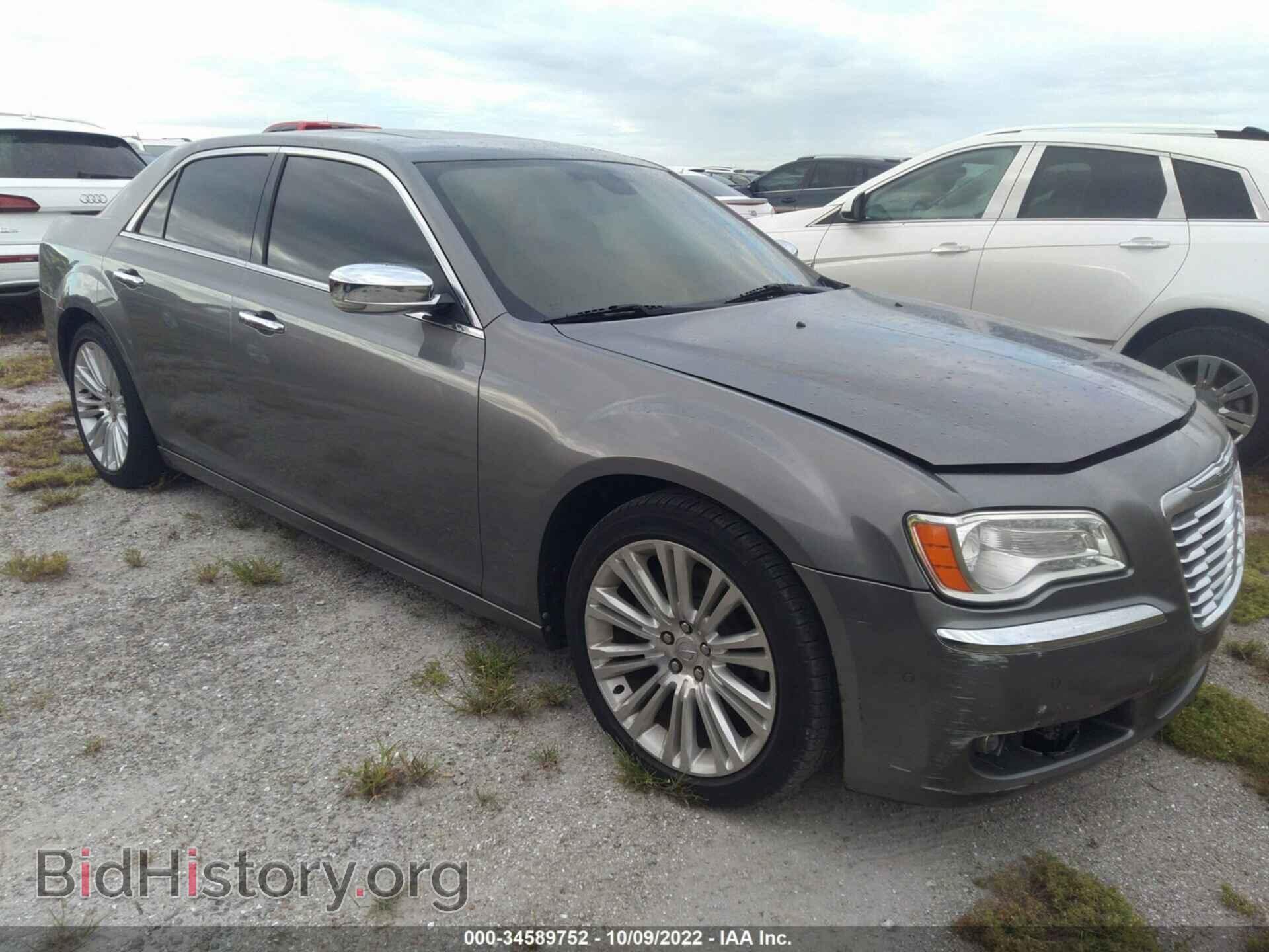 Photo 2C3CA6CT9BH538203 - CHRYSLER 300 2011