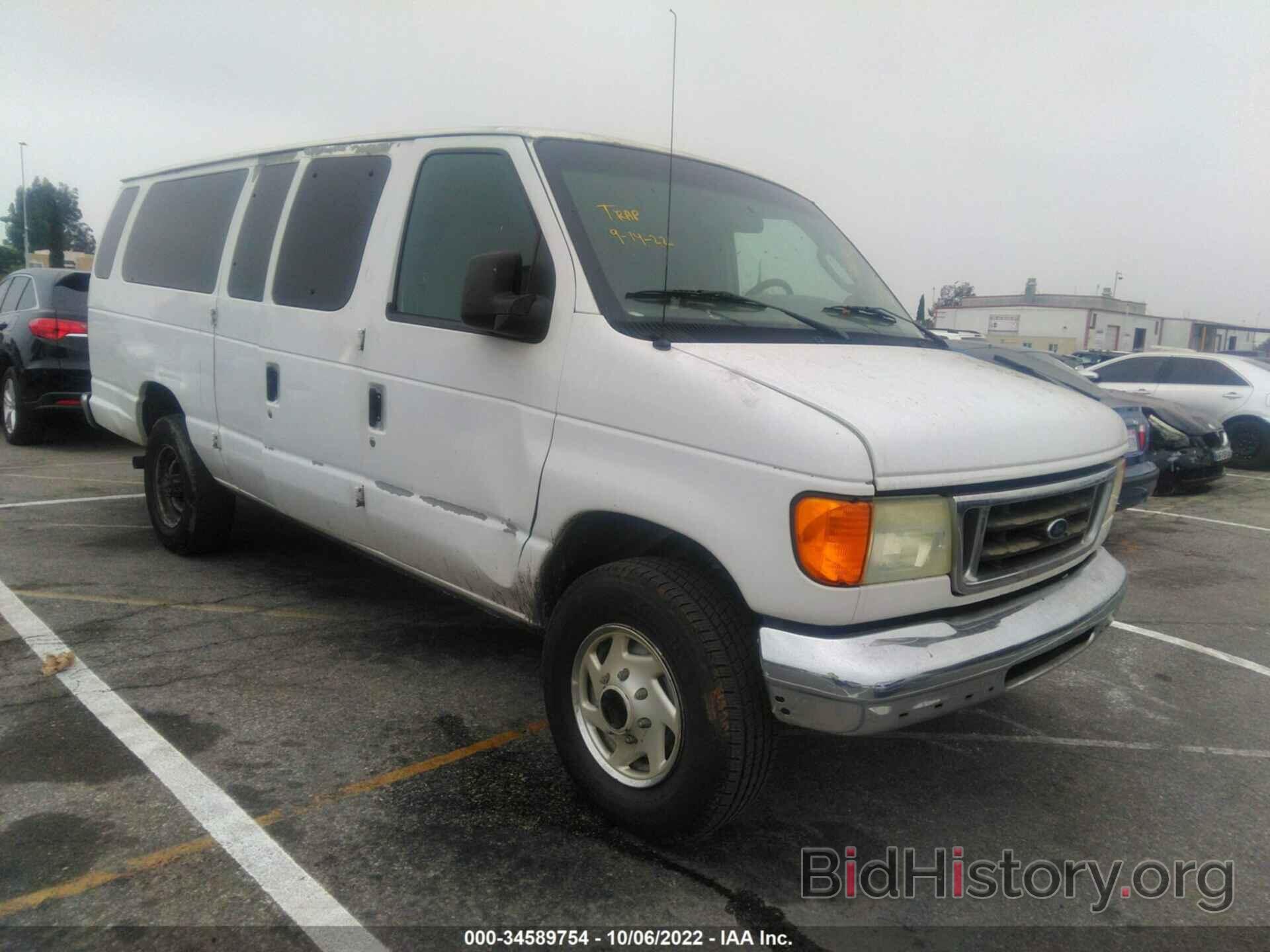 Photo 1FBSS31L26DA39949 - FORD ECONOLINE WAGON 2006