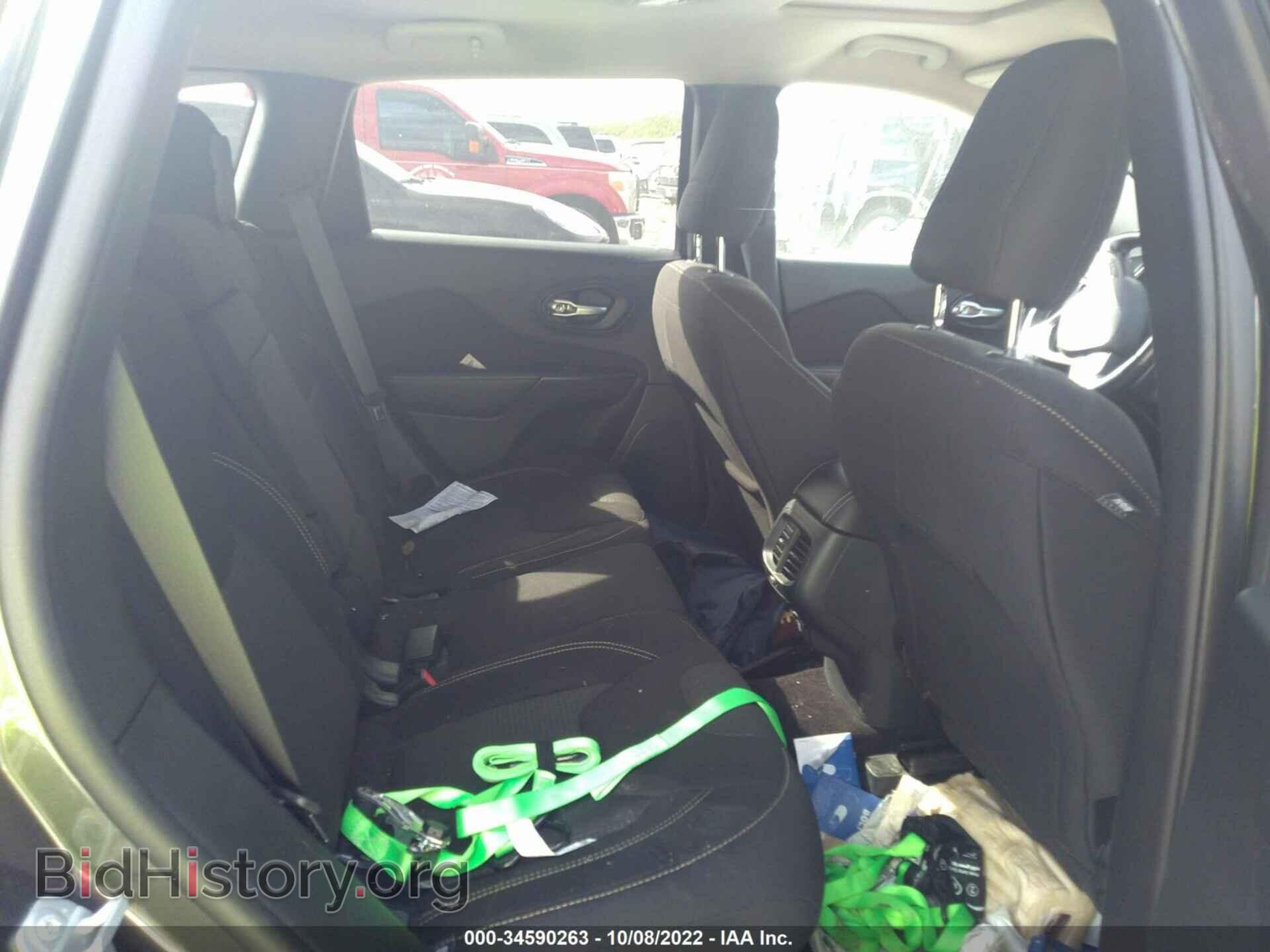 2016 JEEP CHEROKEE - VIN: 1C4PJMCS3GW174958 - Фото 8